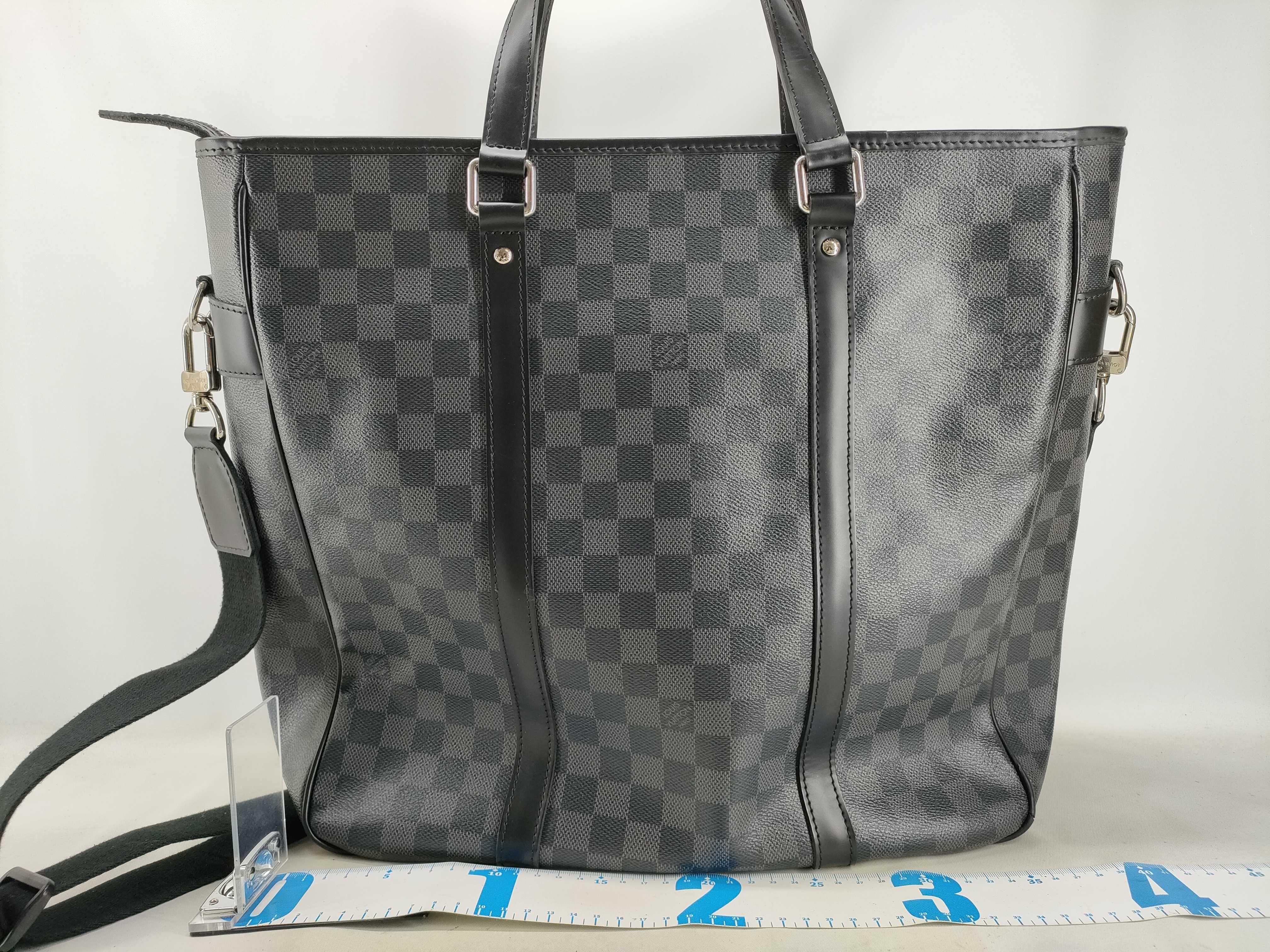 Damier Graphite Tadao N51192 Tote Bag — view 2