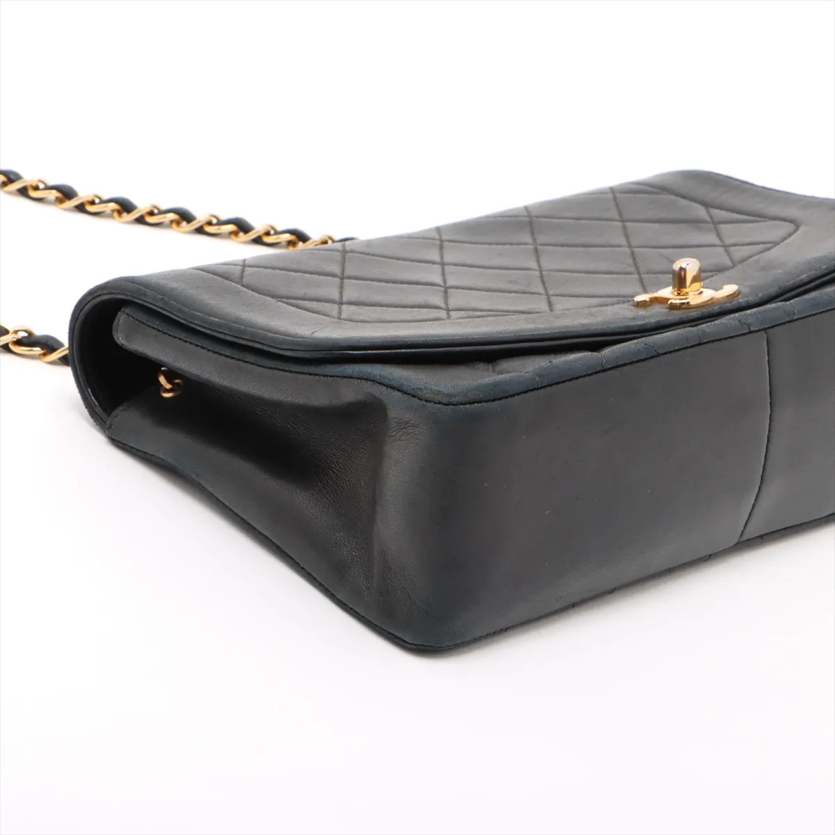 Matelasse Lambskin Single Flap Single Chain Bag Diana Flap Black Gold Hardware 5149442 No. 5 — view 4