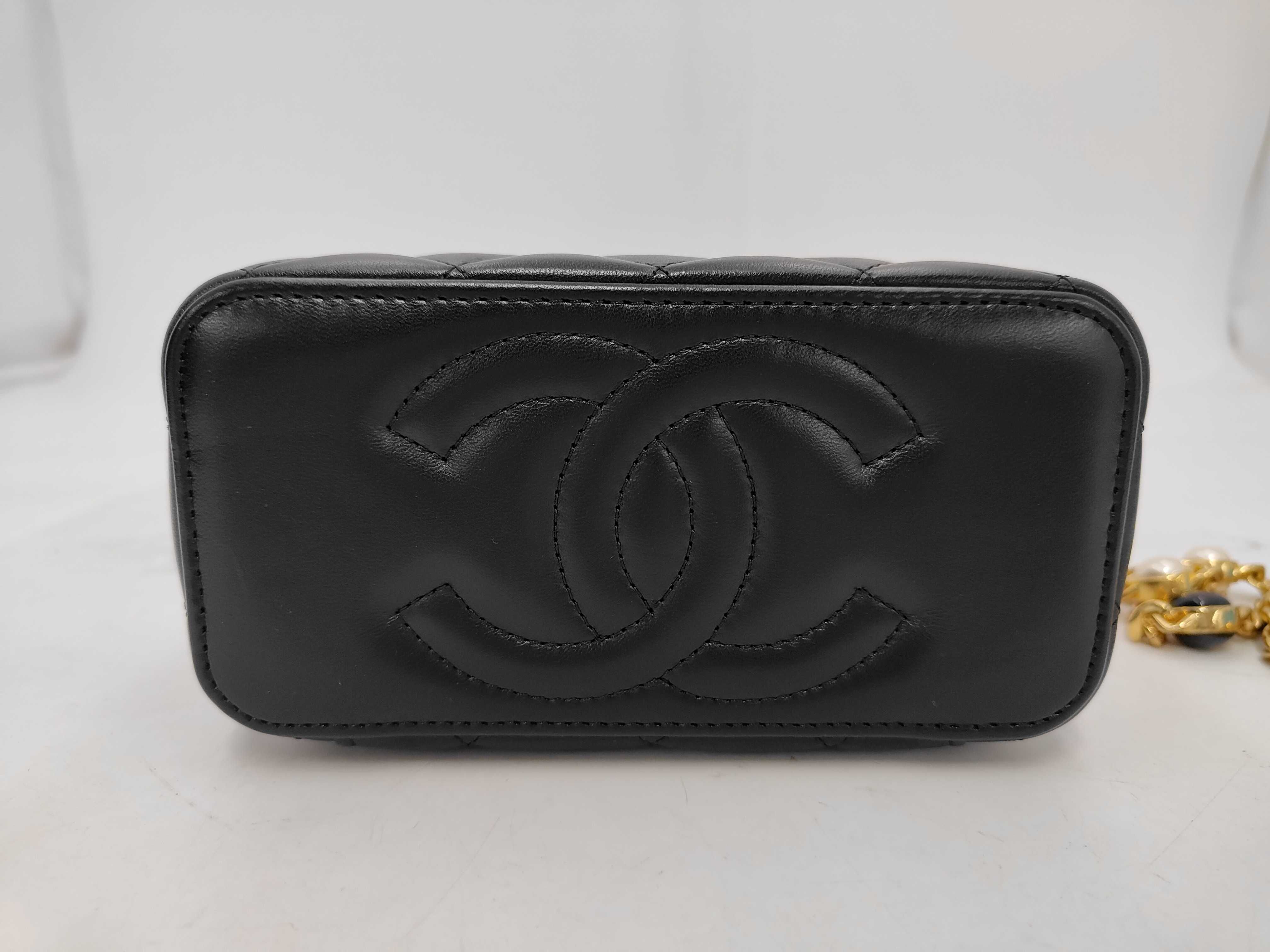 Matelassé Double Zipper Vanity Case, Black Lambskin, with Mirror, Chain Shoulder Strap, Gold Hardware Bag — view 6