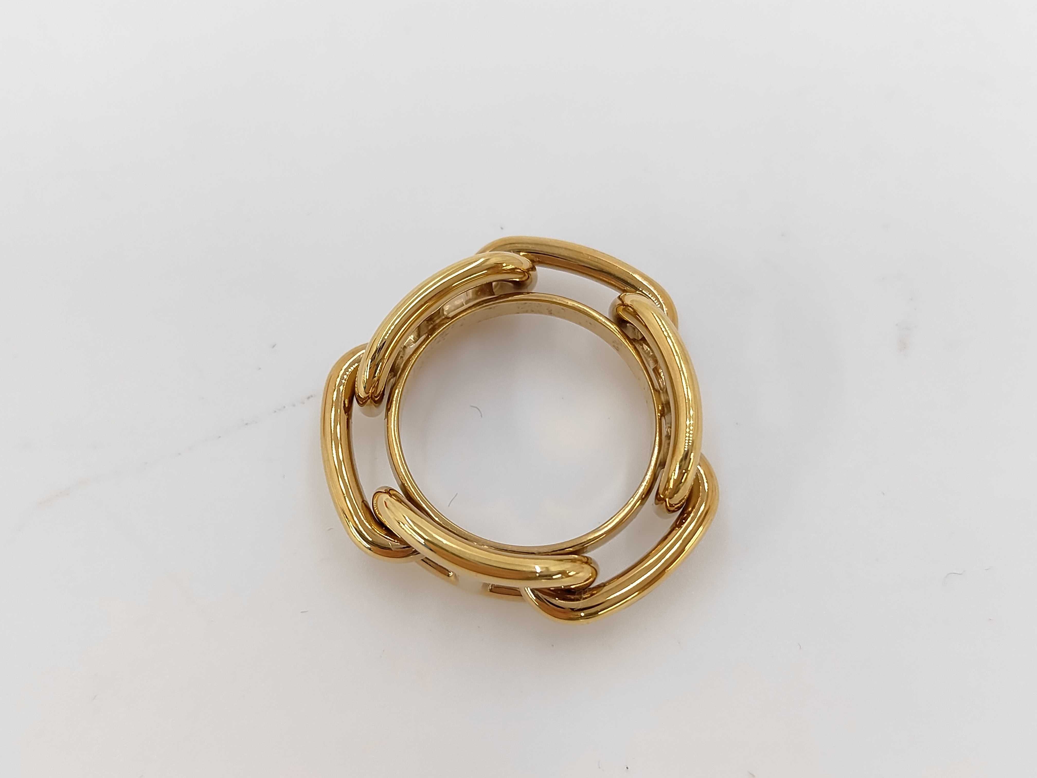 scarf ring and other accessories. — view 2