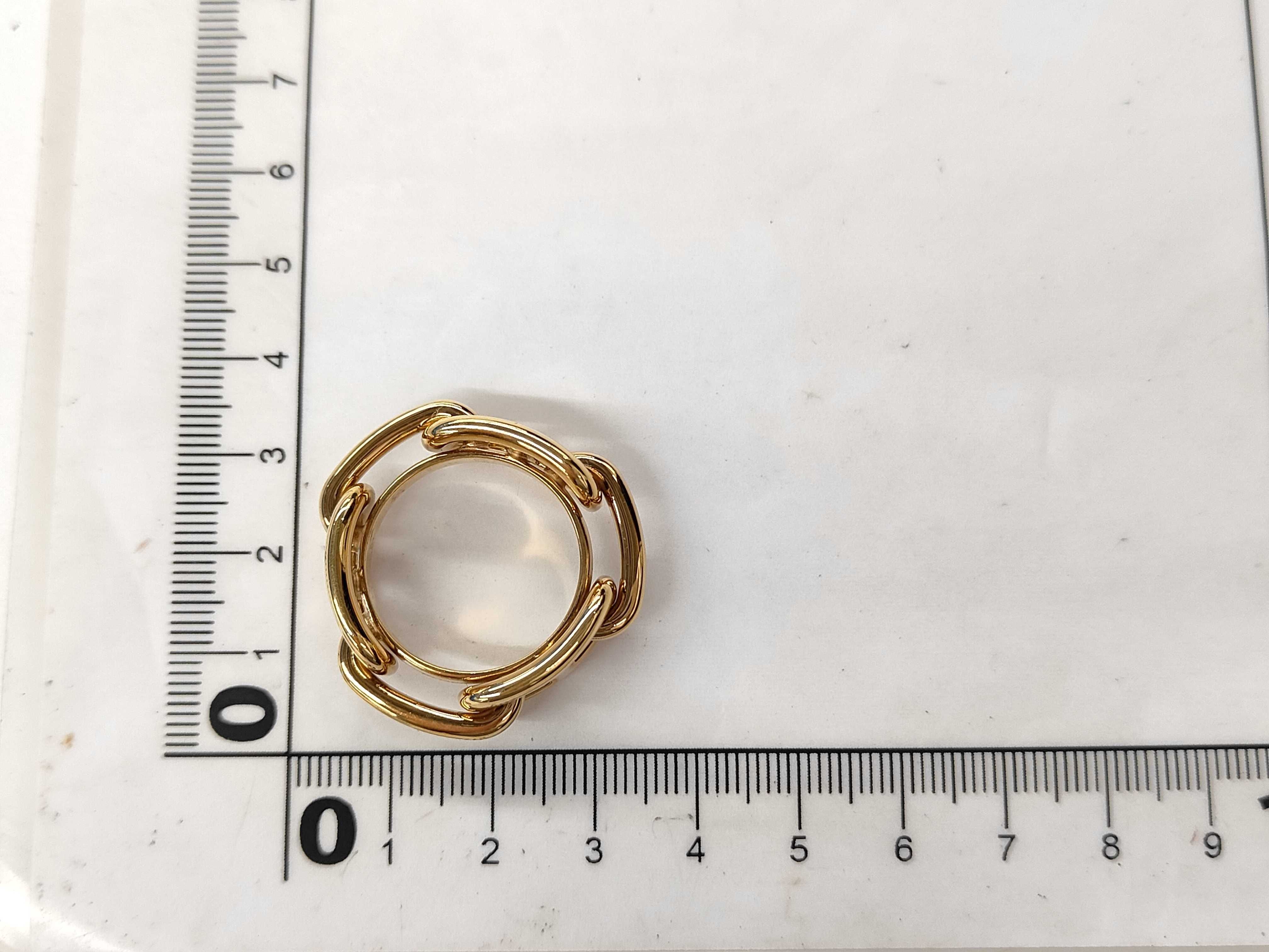 scarf ring and other accessories. — view 5