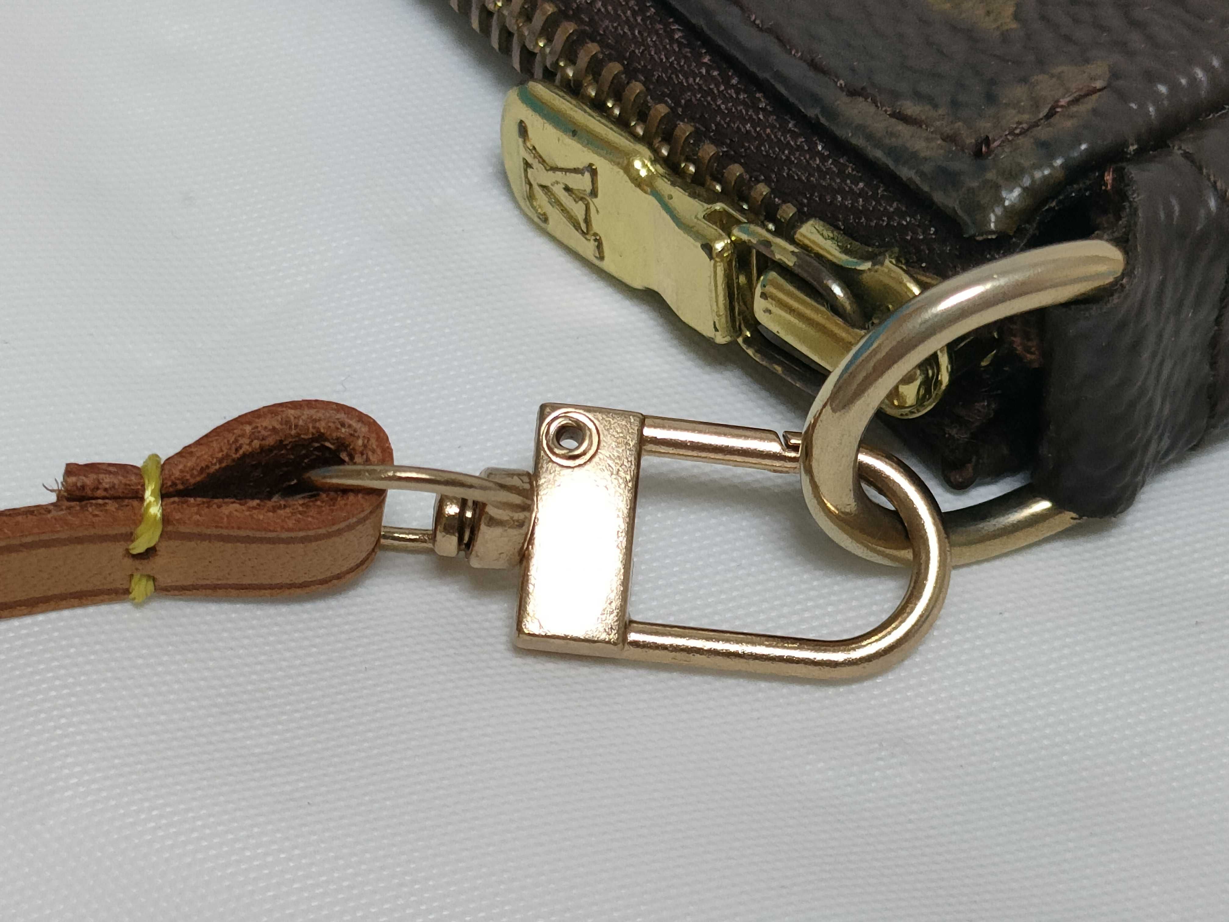 Monogram Accessoires VI1022 Shoulder Bag — view 5