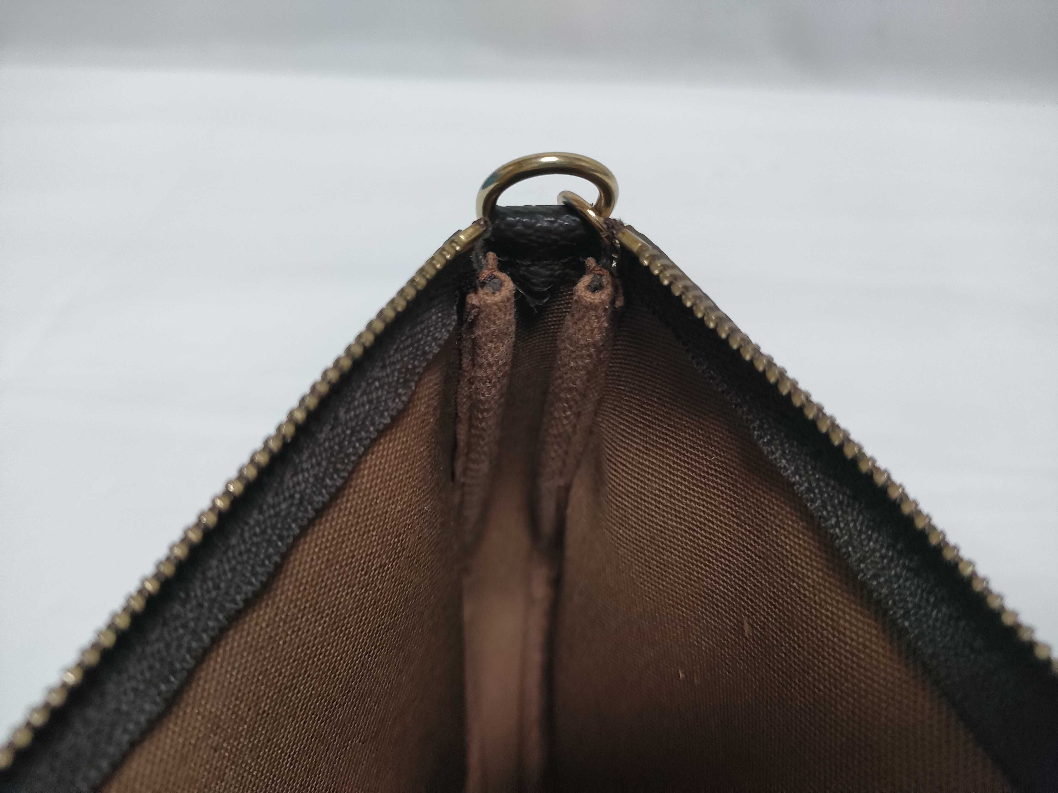 Monogram Accessoires VI1022 Shoulder Bag — view 8
