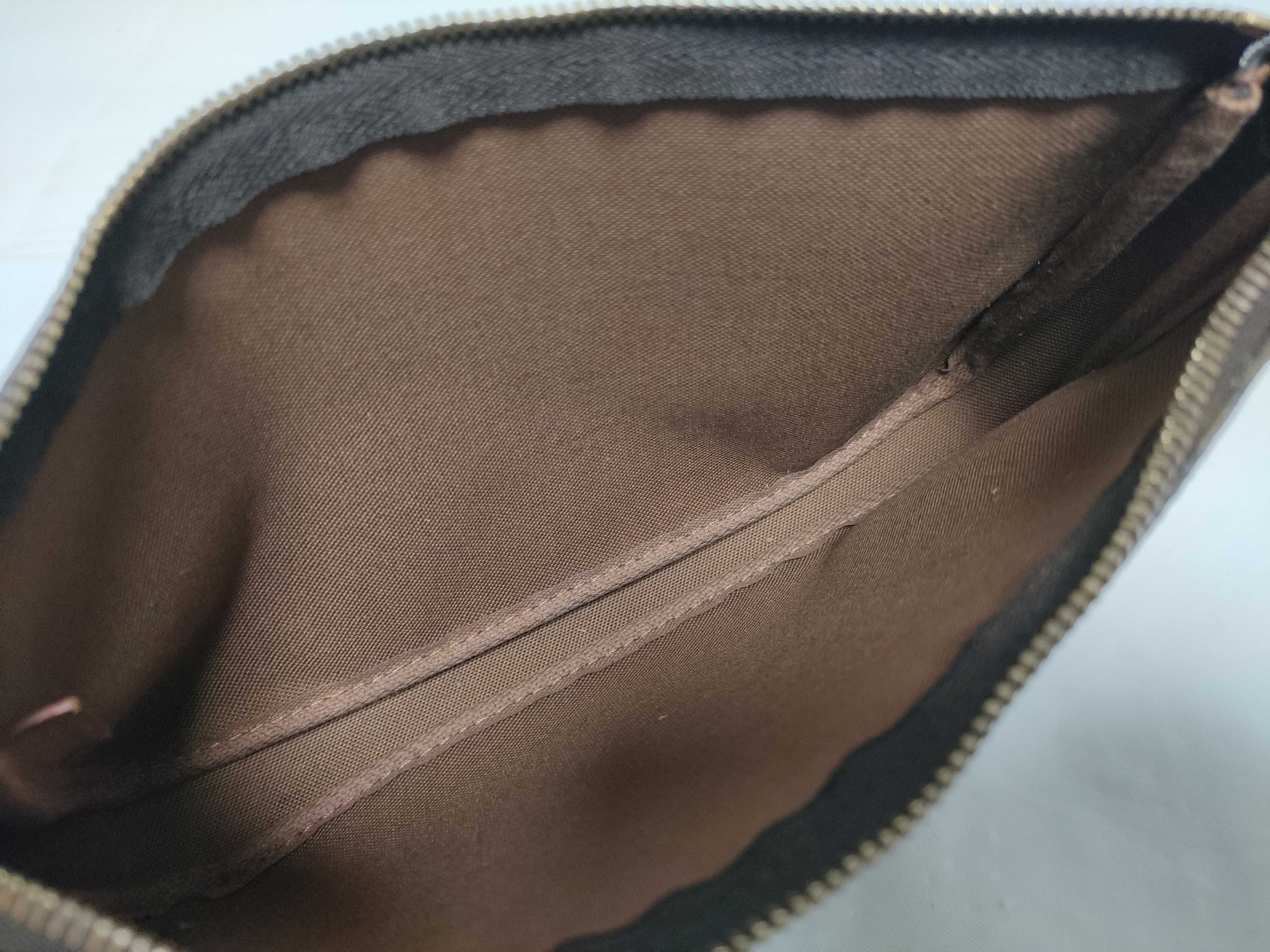 Monogram Accessoires VI1022 Shoulder Bag — view 9