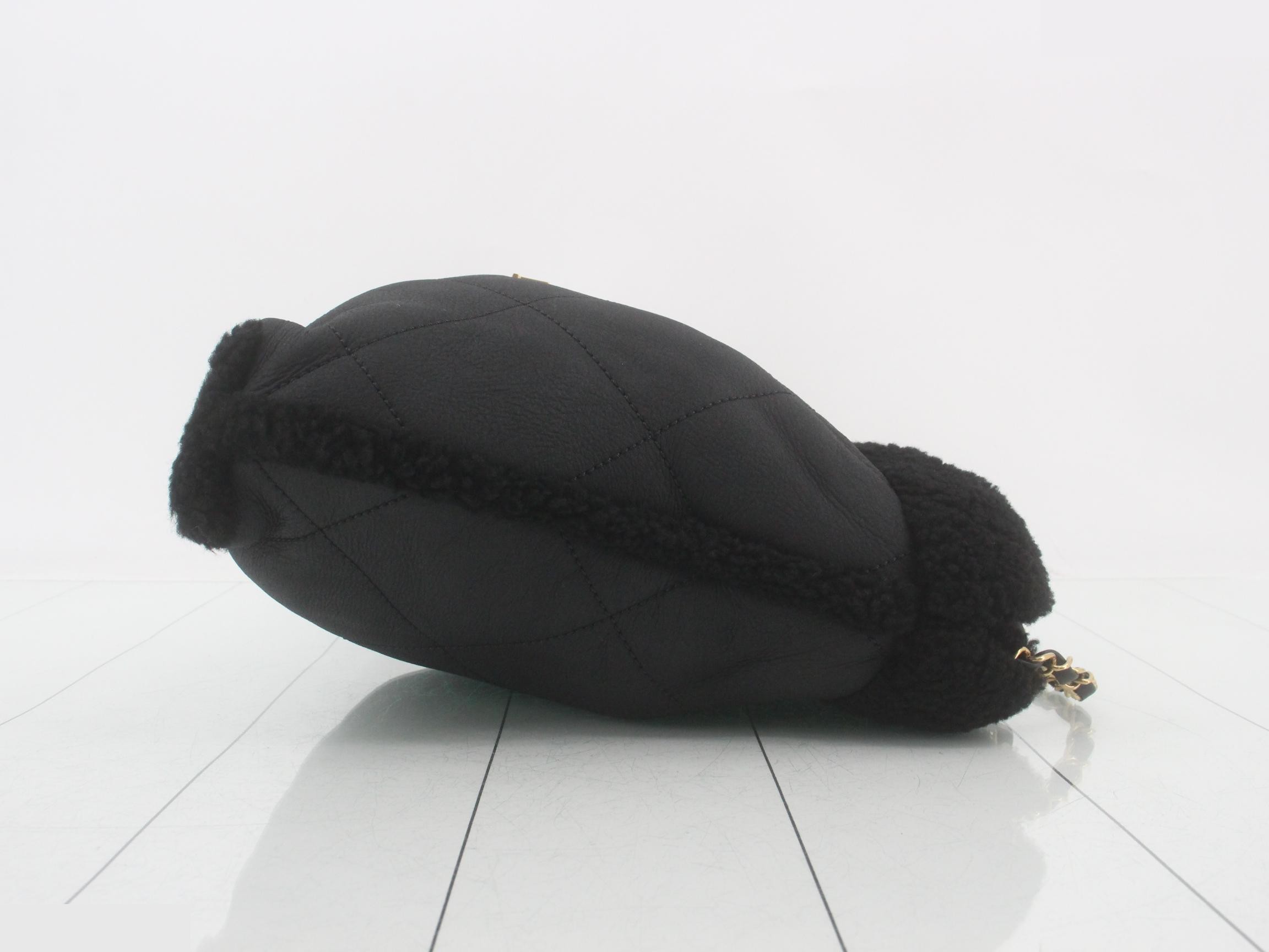 22 Lambskin Boa Chain Shoulder Bag with Included Pouch — view 3