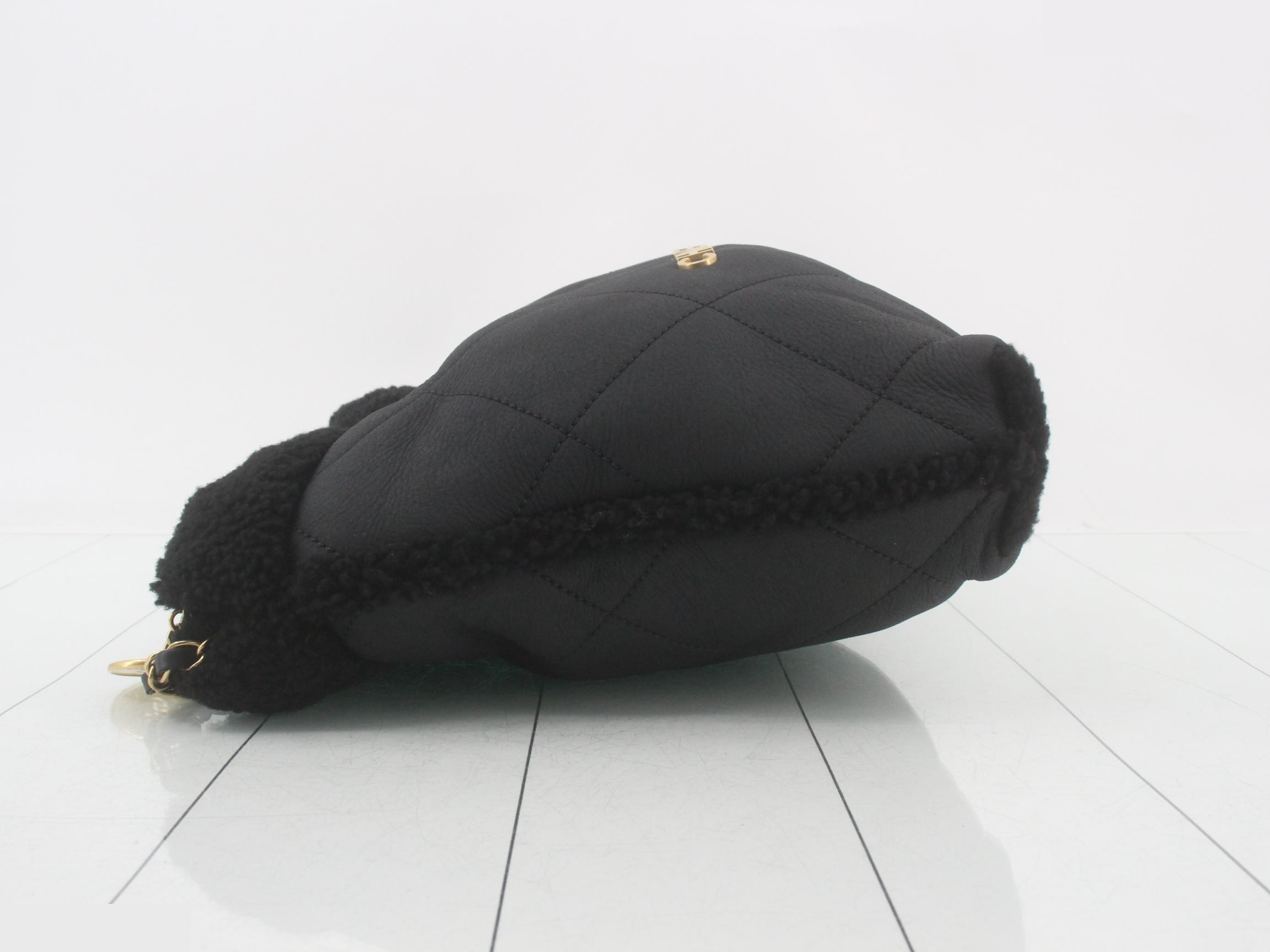 22 Lambskin Boa Chain Shoulder Bag with Included Pouch — view 4