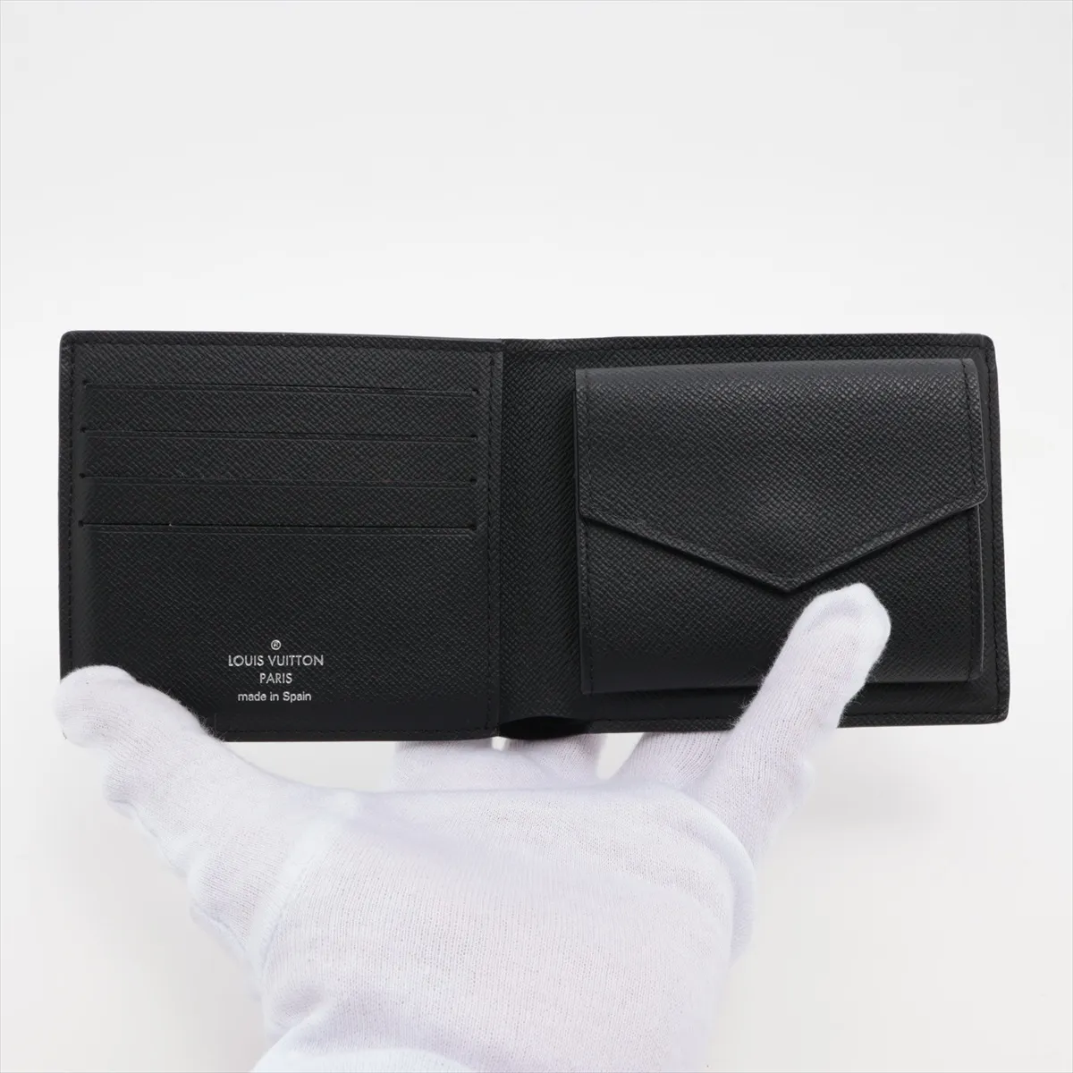 Damier Graphite Portefeuille Marco N63336 Black Compact Wallet, RFID unresponsive, serial number unknown. — view 3