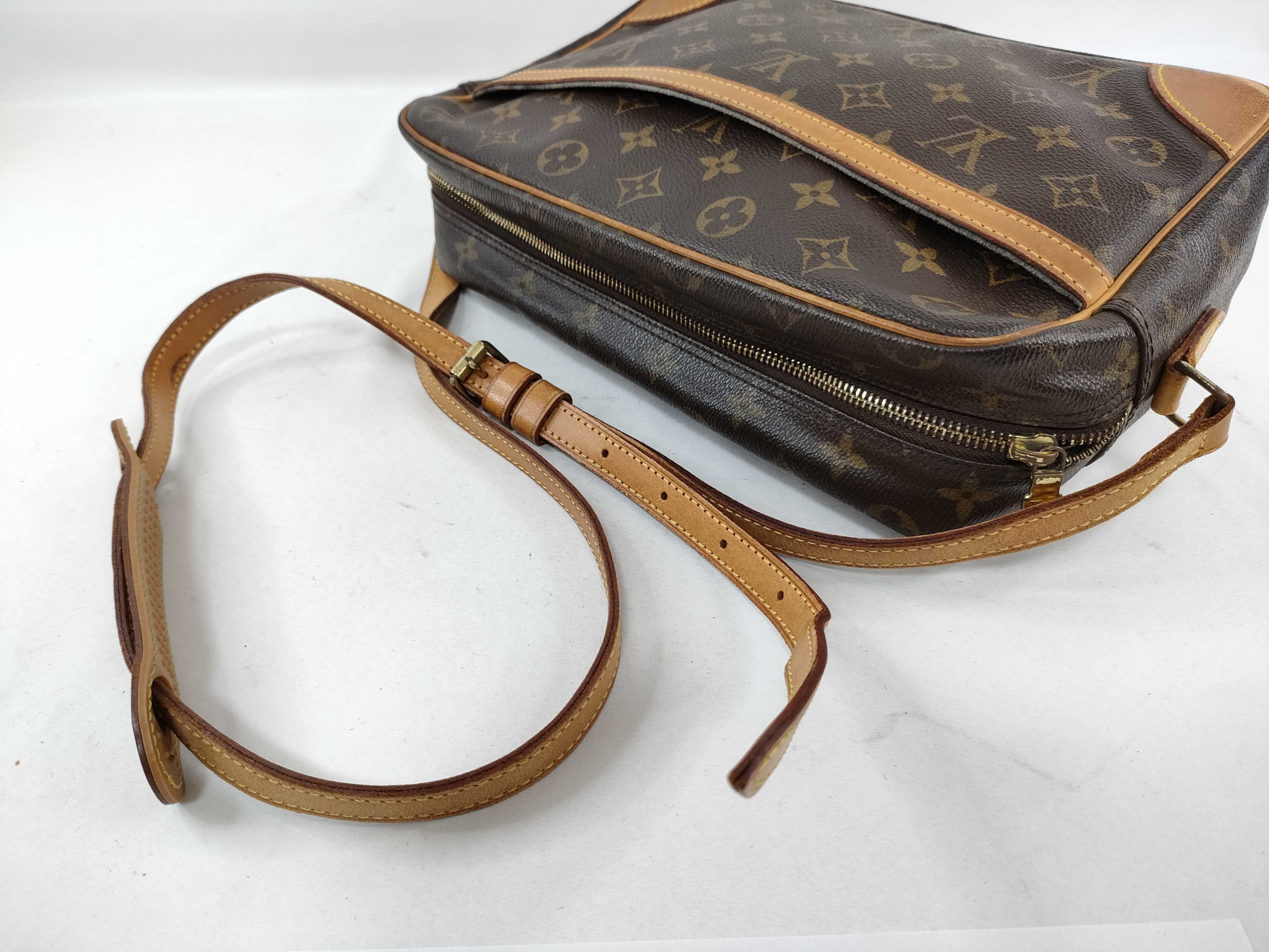 Monogram Trocadero 30 Shoulder Bag — view 5