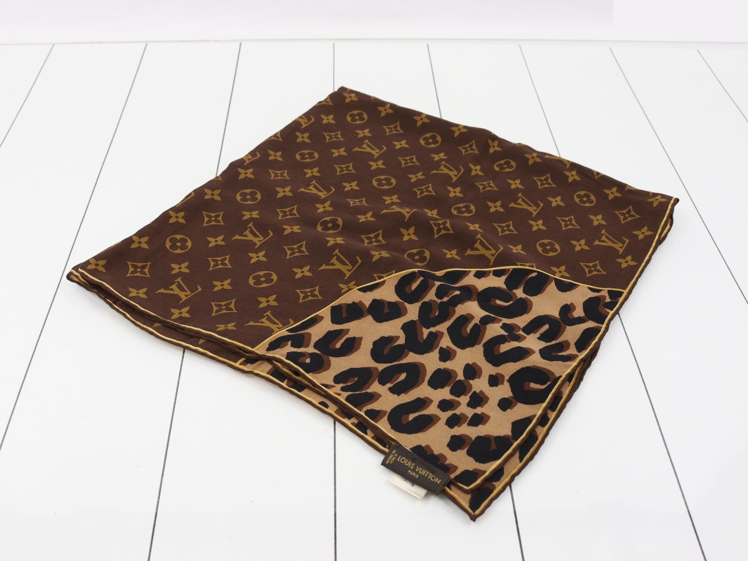 Leopard scarf — view 2