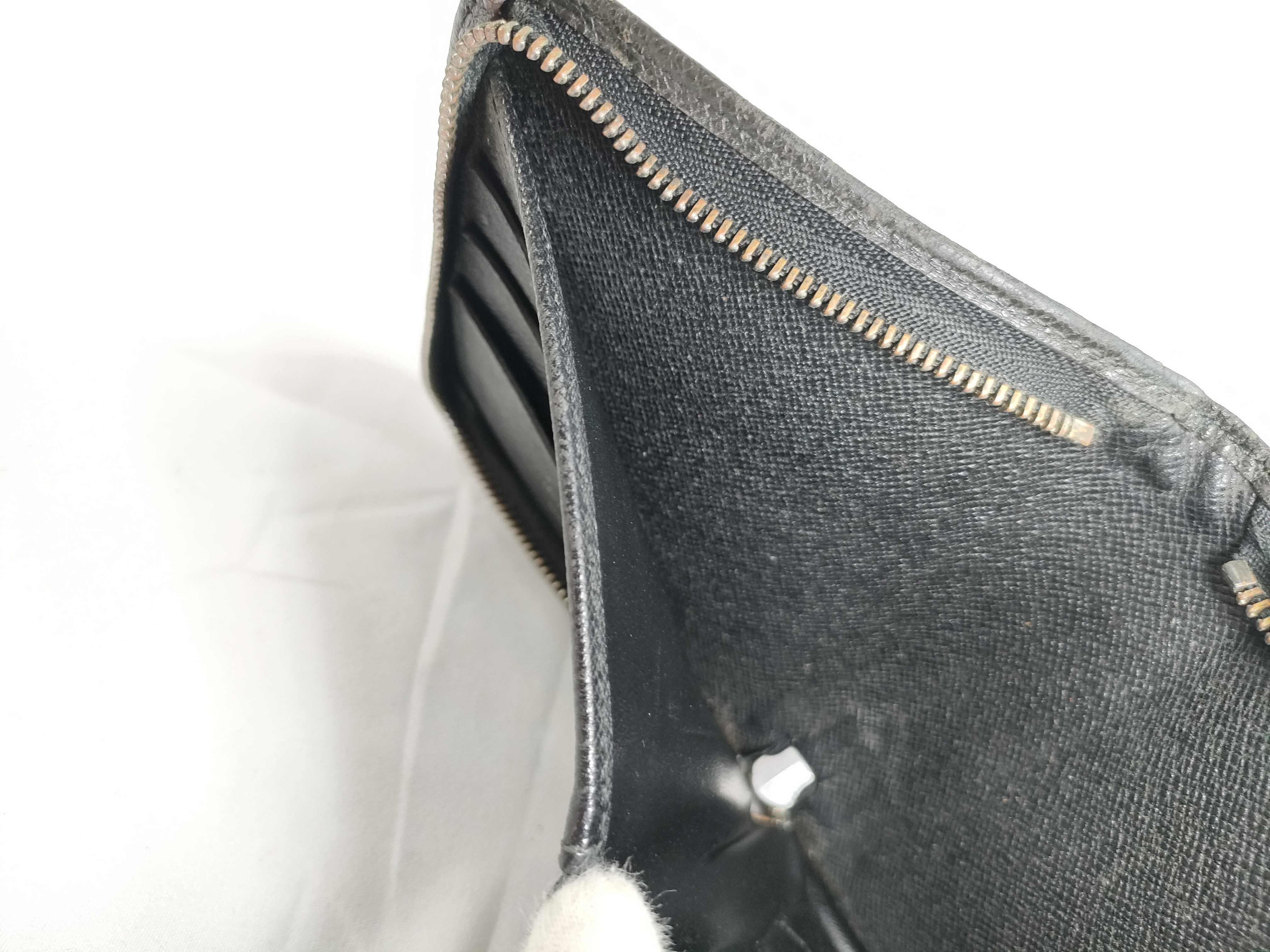 Taiga Leather Wallet — view 11