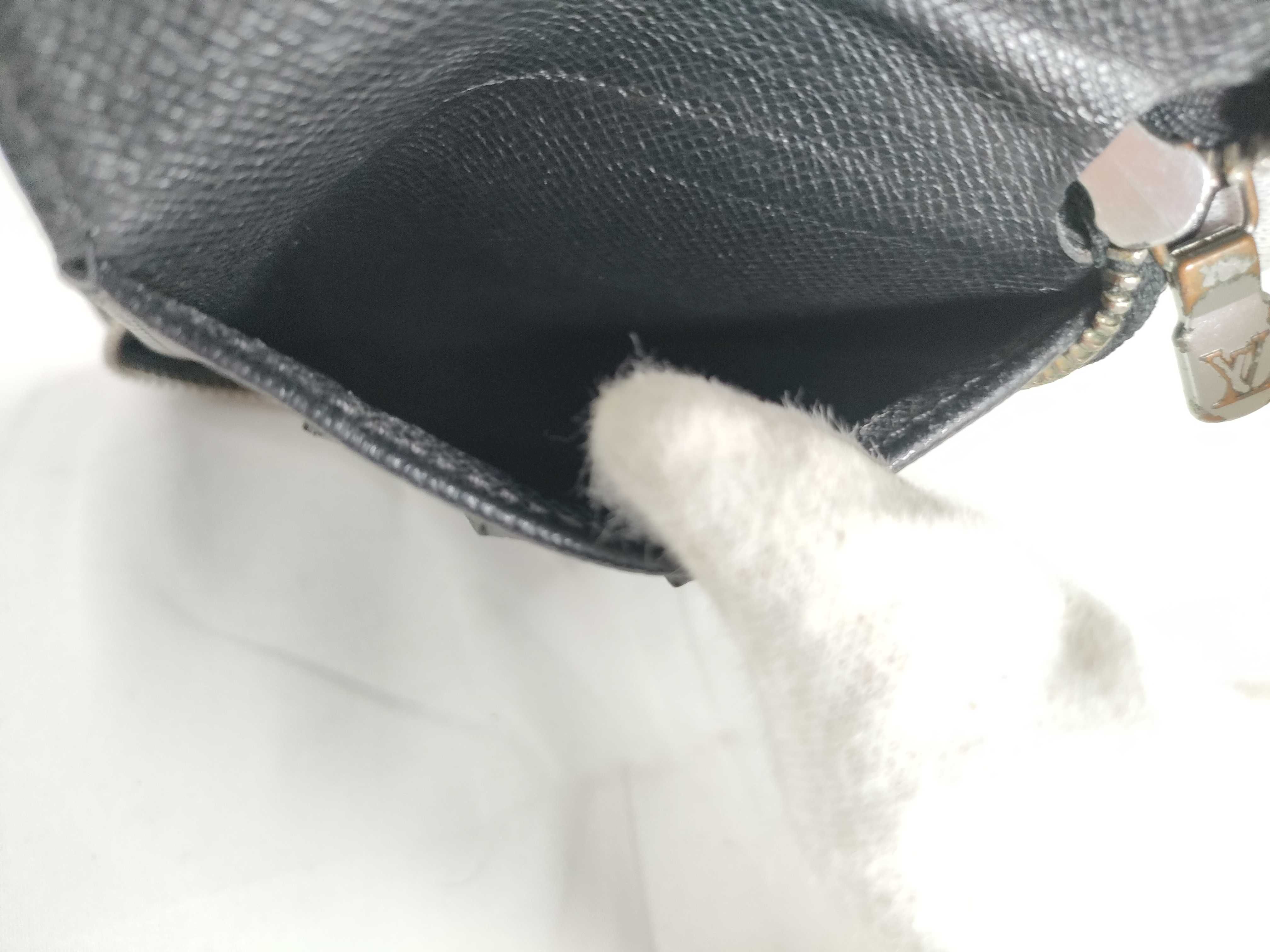 Taiga Leather Wallet — view 12