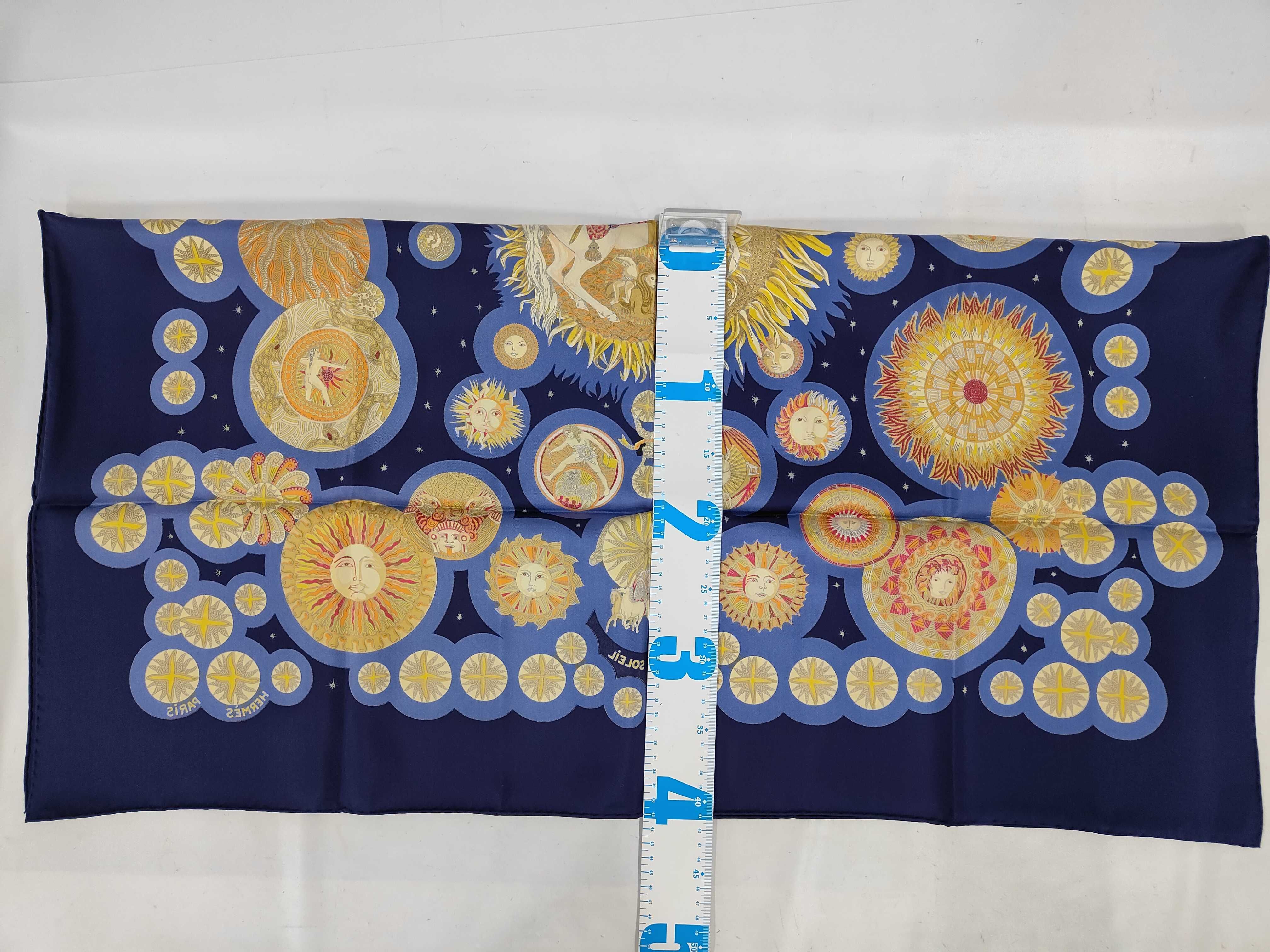 Carre LE ROY SOLEIL (Sun King) Navy Other Accessories — view 2