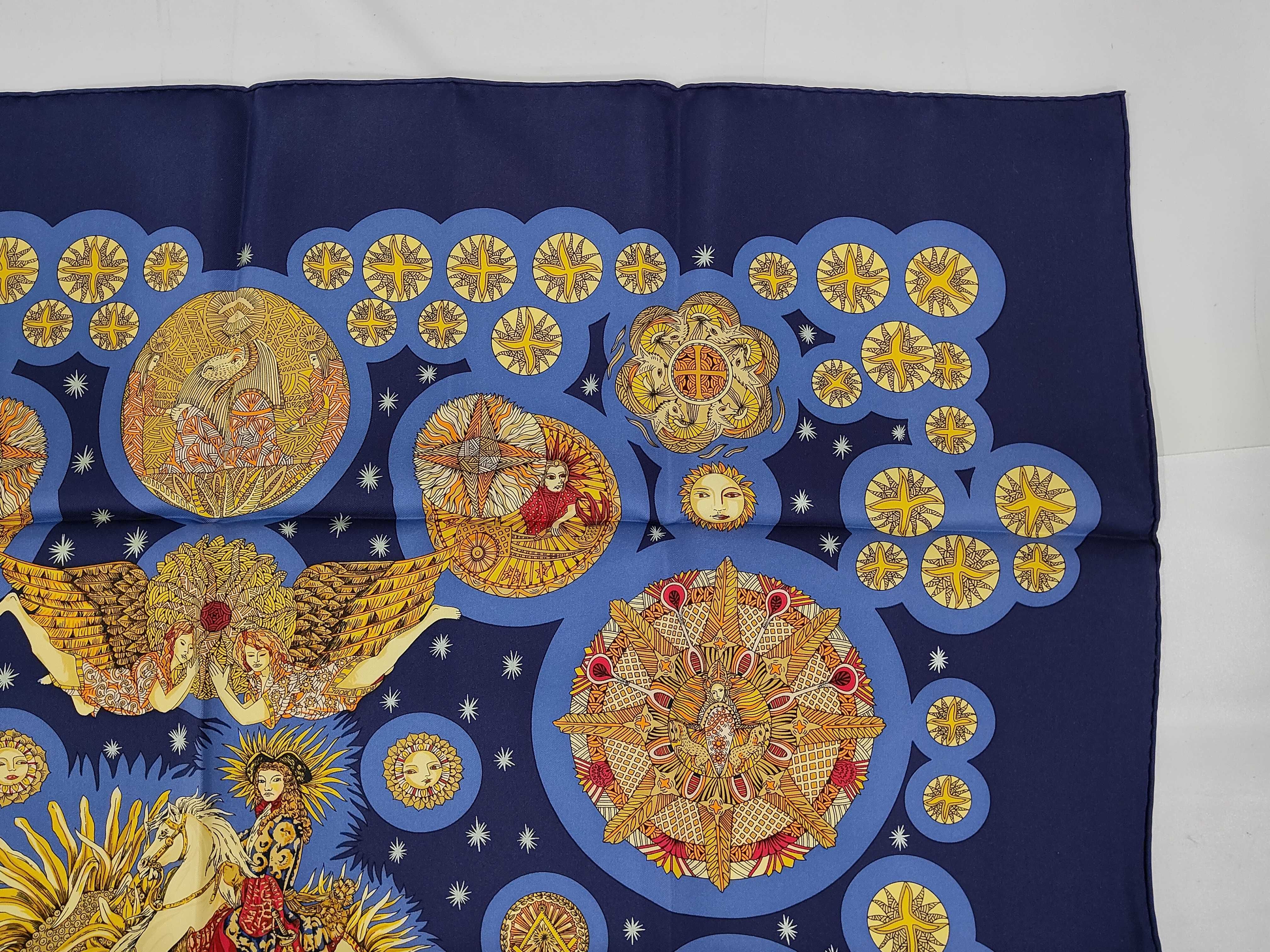 Carre LE ROY SOLEIL (Sun King) Navy Other Accessories — view 5
