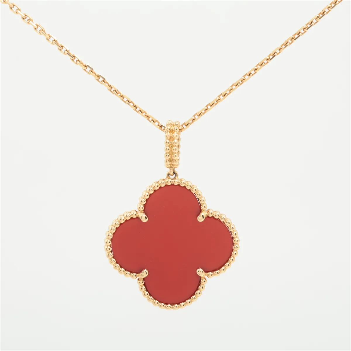 Magic Alhambra Long Carnelian Necklace 750(YG) 16.0g JE492716 Small stone chip — view 2