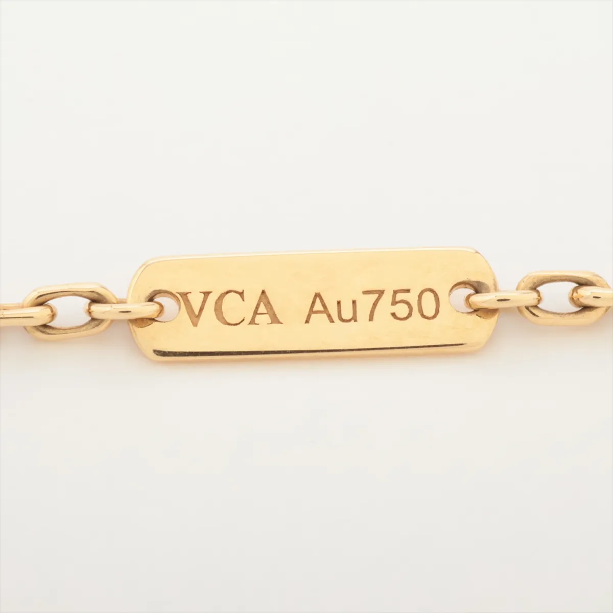 Magic Alhambra Long Carnelian Necklace 750(YG) 16.0g JE492716 Small stone chip — view 4