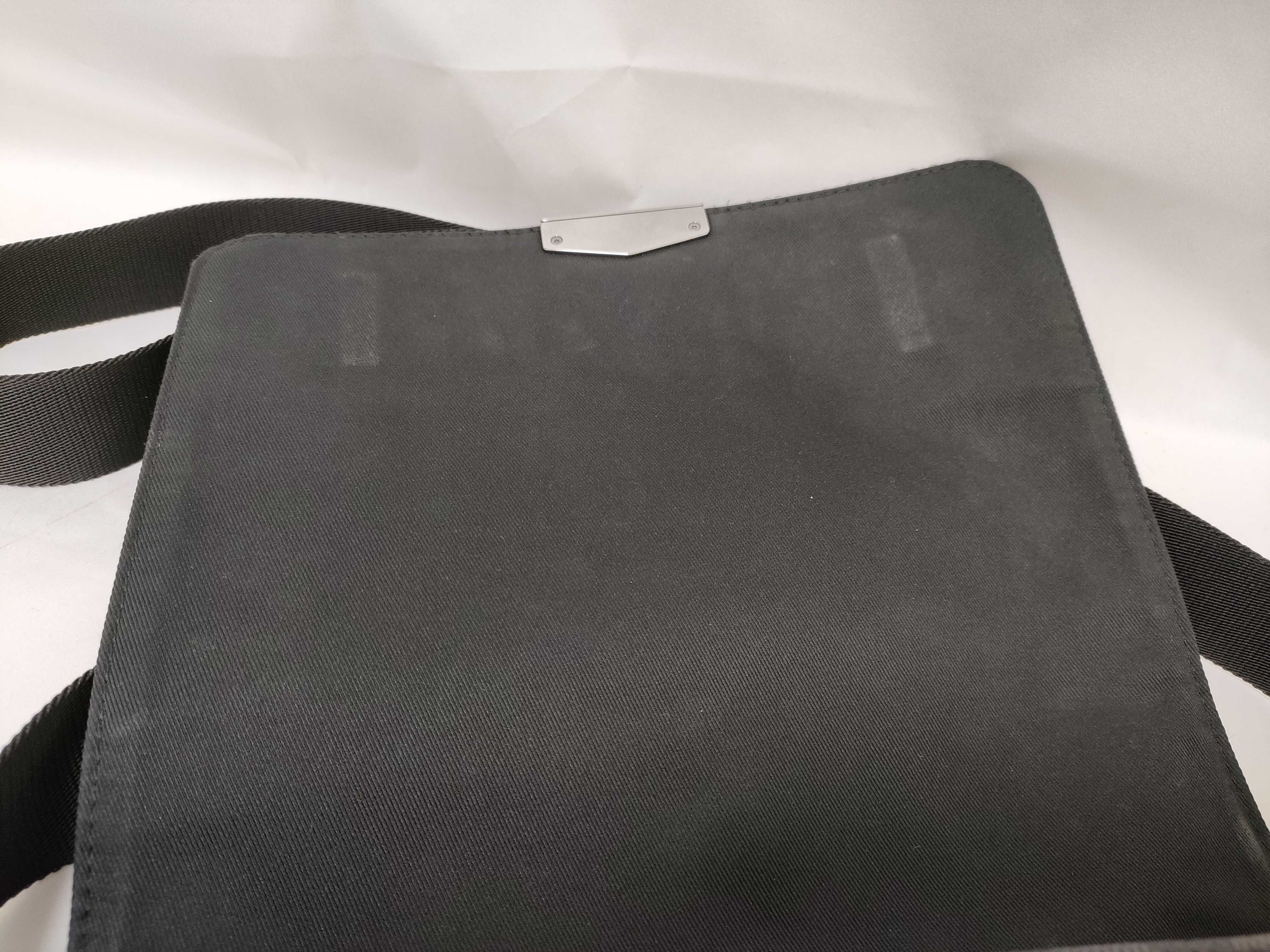 Damier Graphite TR- Damier Graphite District Bag Shoulder Bag — view 8