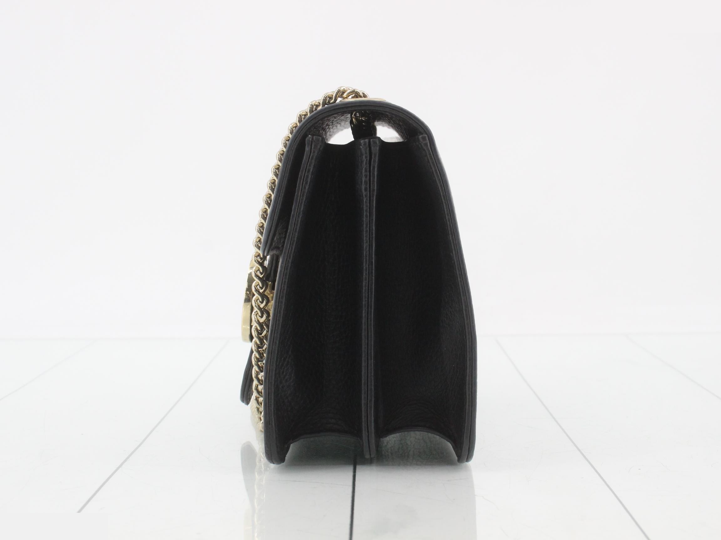 Interlocking G Chain Shoulder Bag — view 3