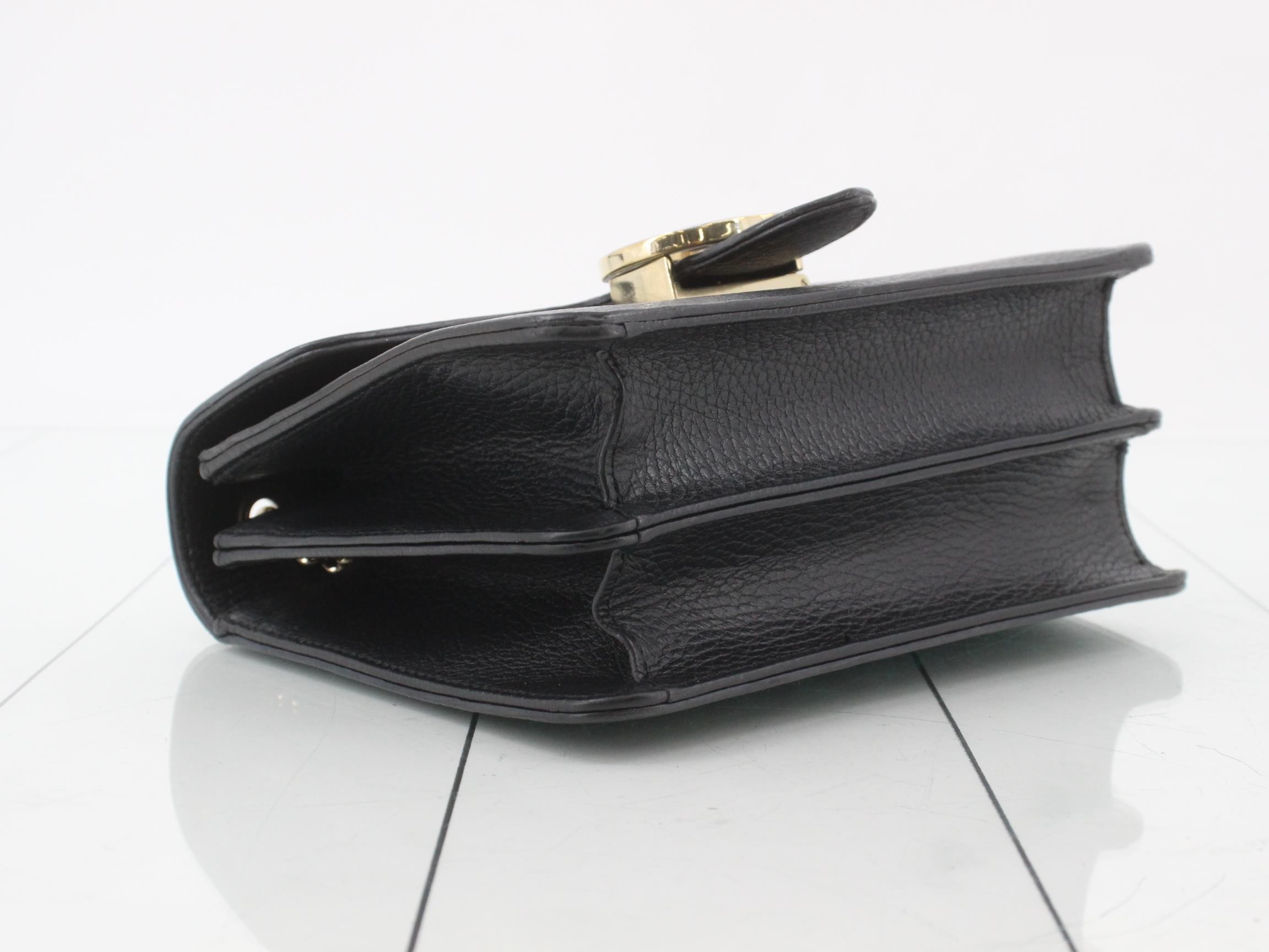Interlocking G Chain Shoulder Bag — view 5