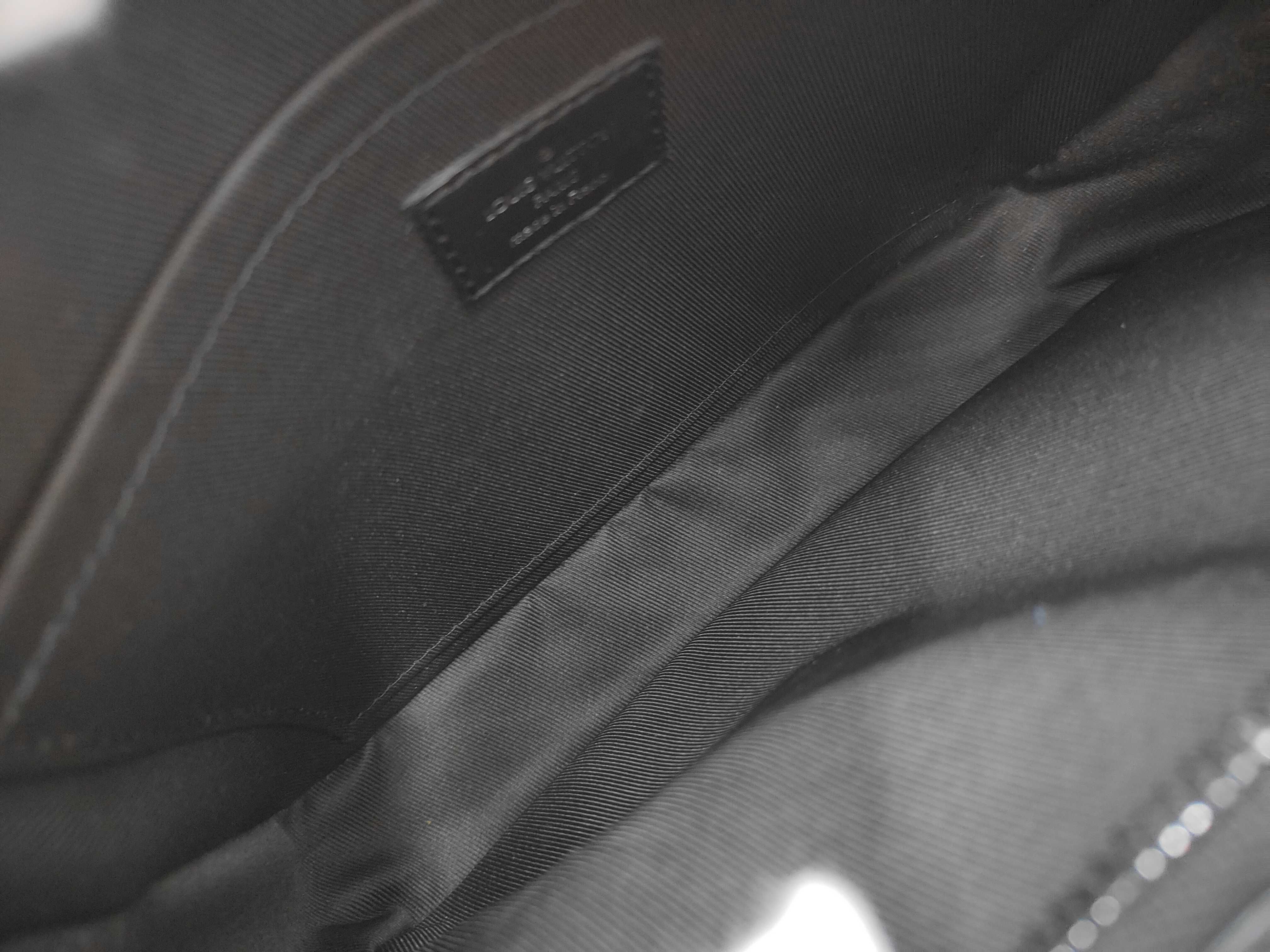 Monogram M57307 Taurillon Steamer Messenger Shoulder Bag — view 13