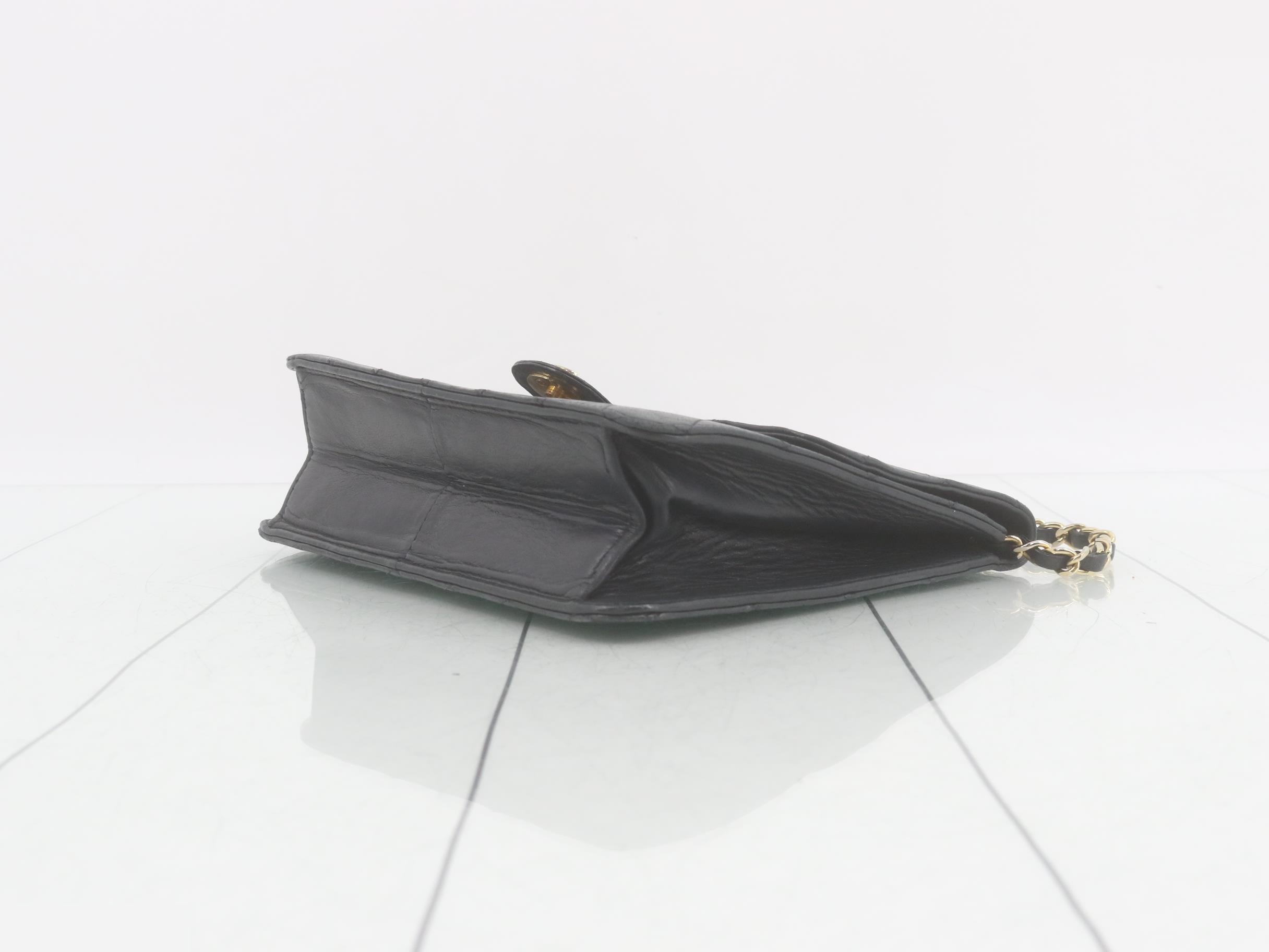 Matelasse shoulder bag — view 6