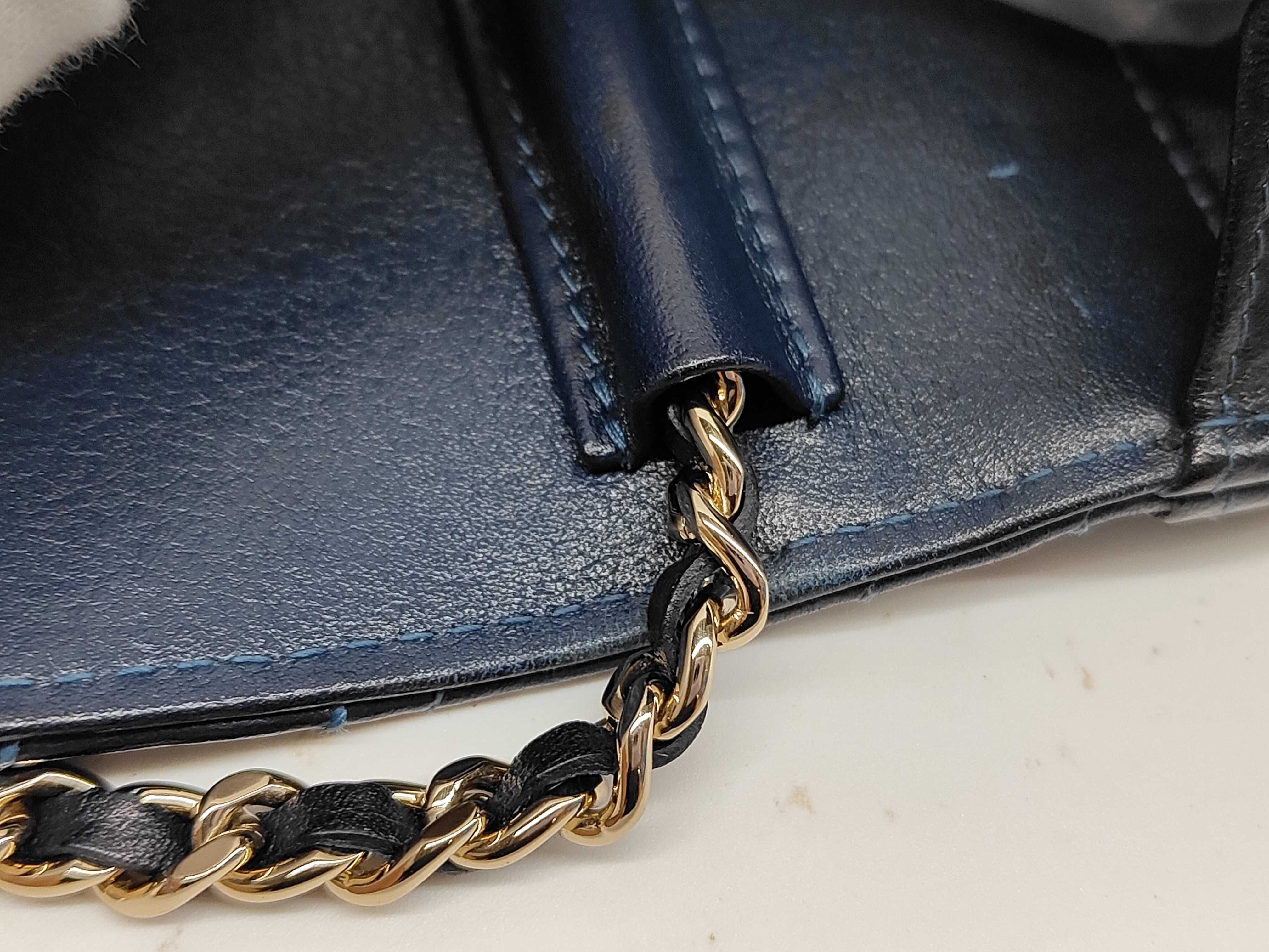 Chevron V-stitch Chain Wallet, Black Lambskin, Gold Hardware, Shoulder Bag — view 4