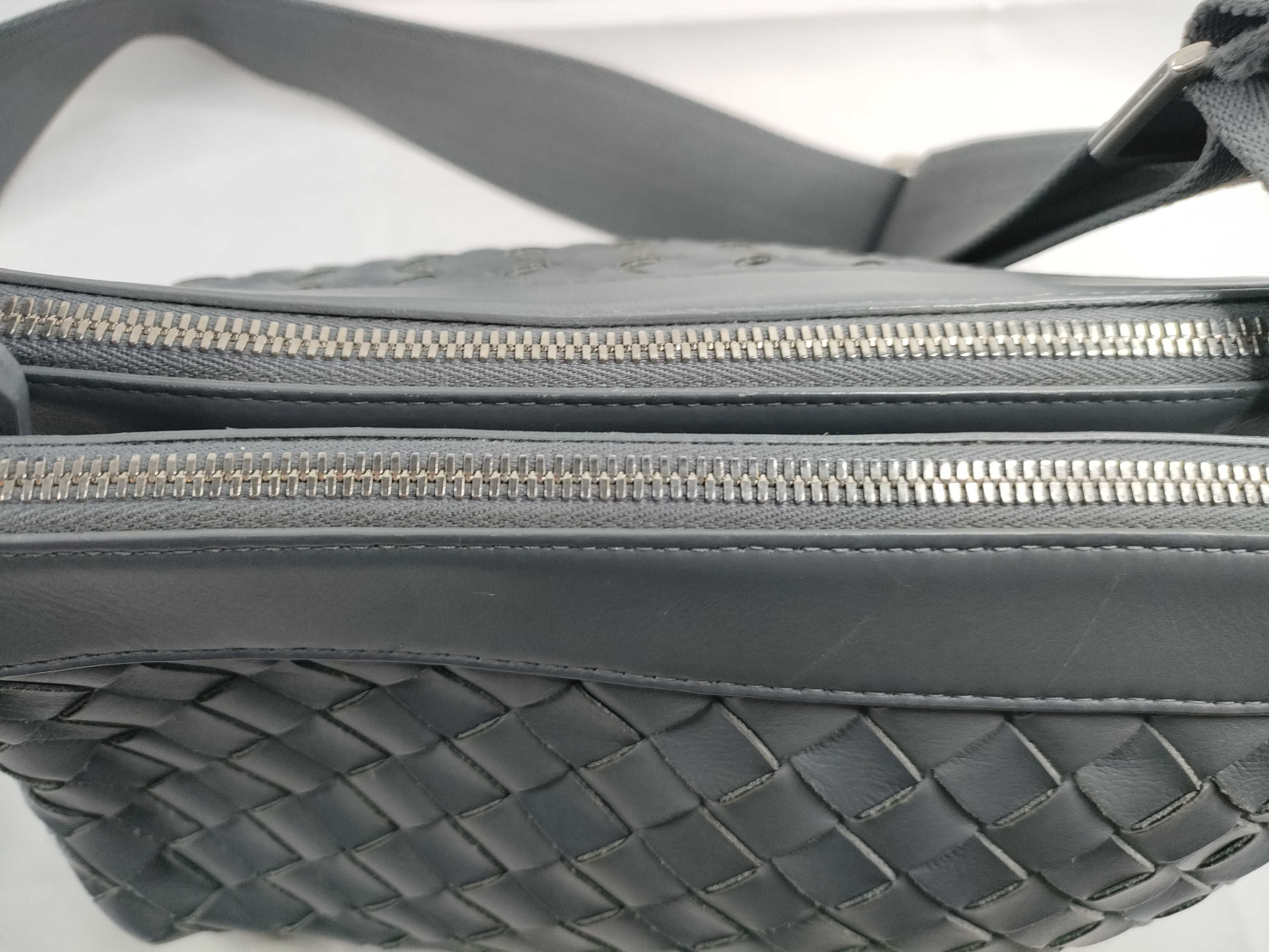 Duo Maxi Intrecciato Shoulder Bag — view 9