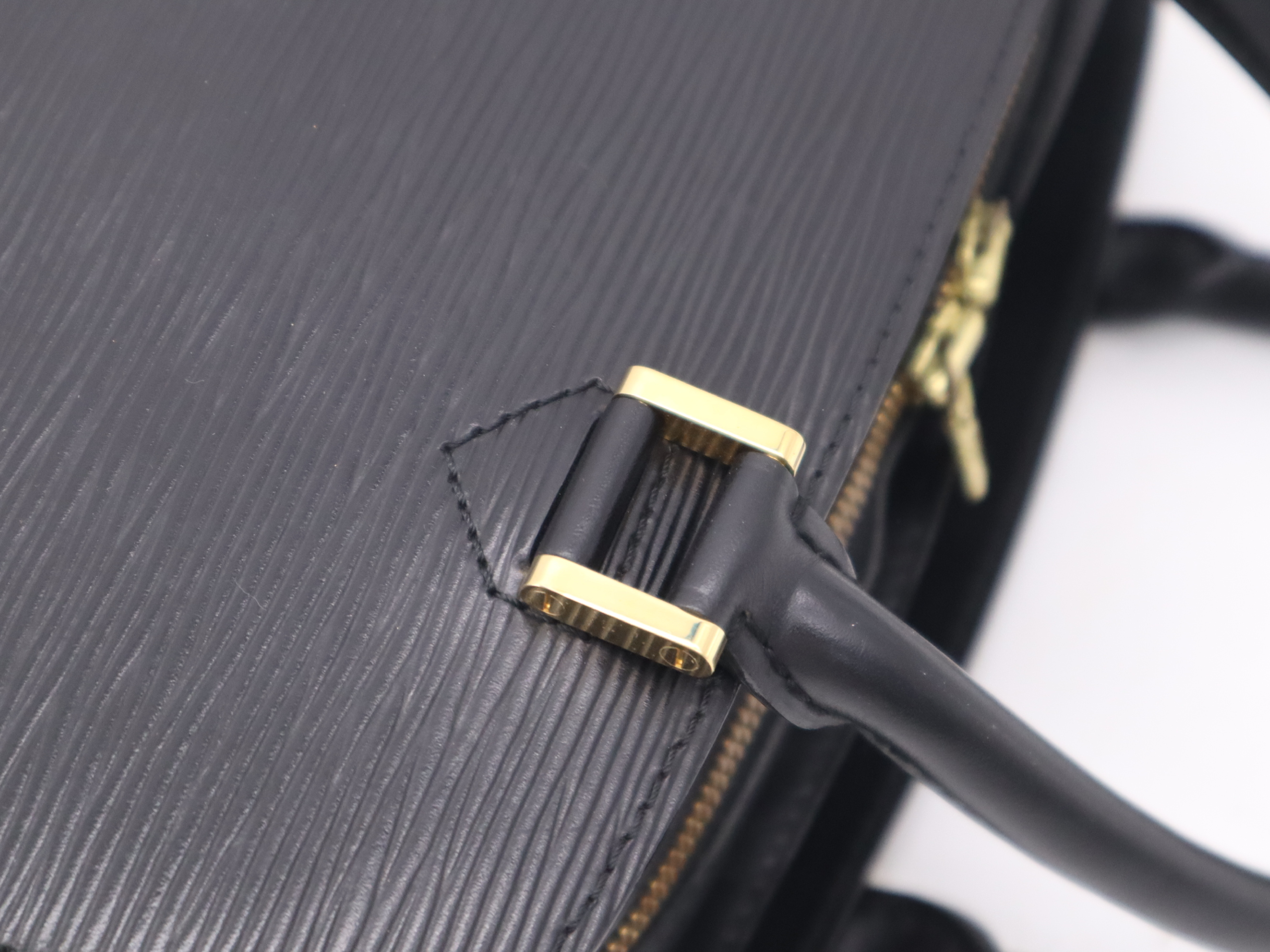 M52052 Pont Neuf Noir Handbag — view 7