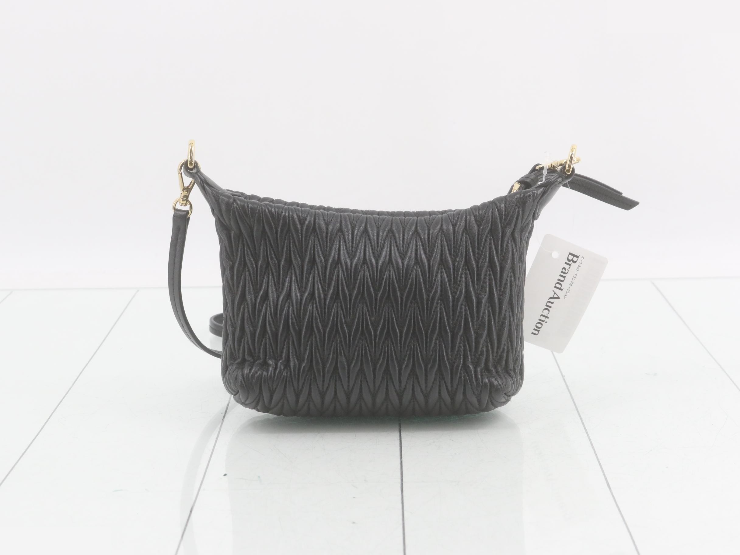 Matelassé (bag) - Shoulder bag — view 2