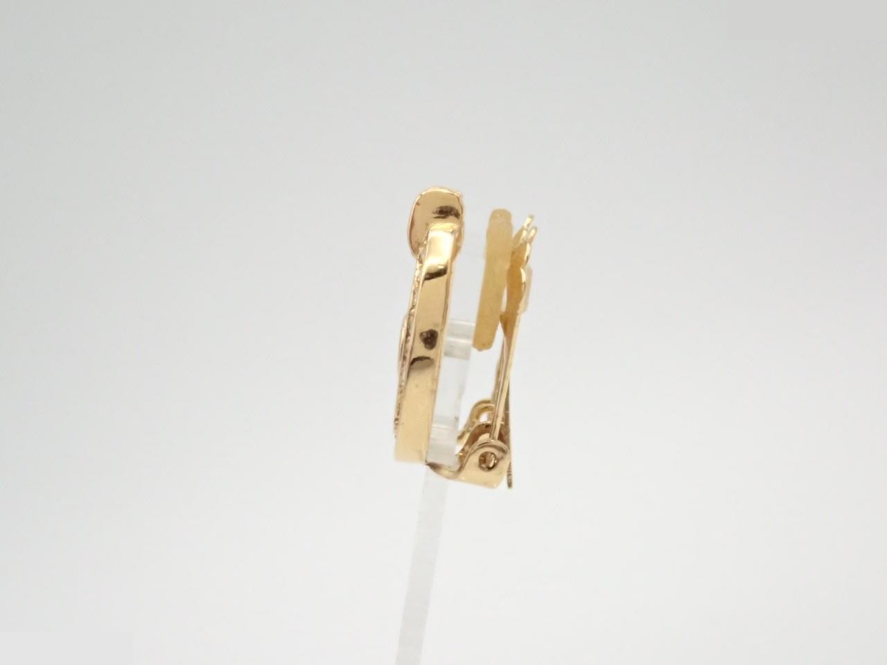 Earrings — view 3