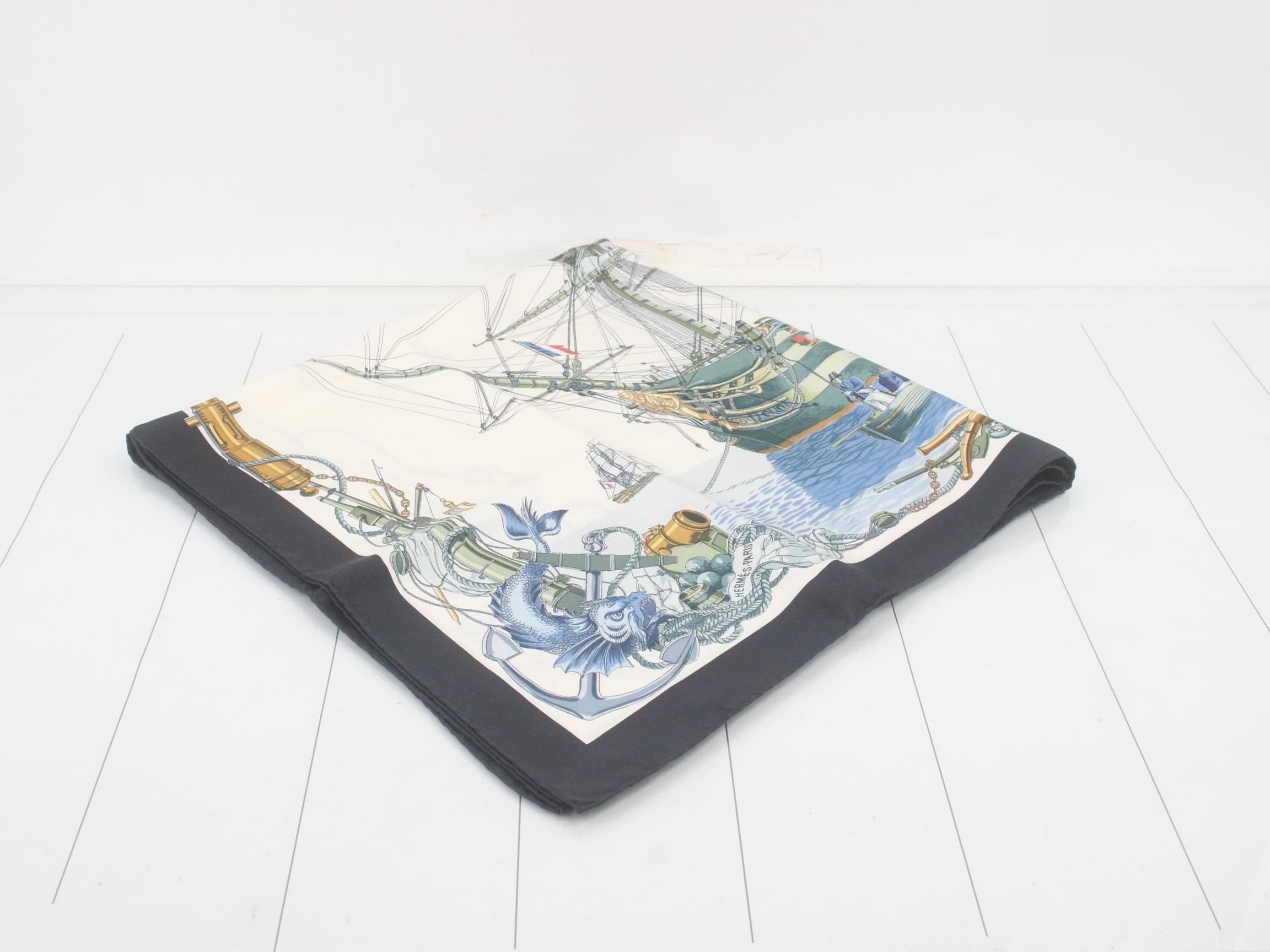 Scarf, Carre 90, L'Ocean (Ocean)