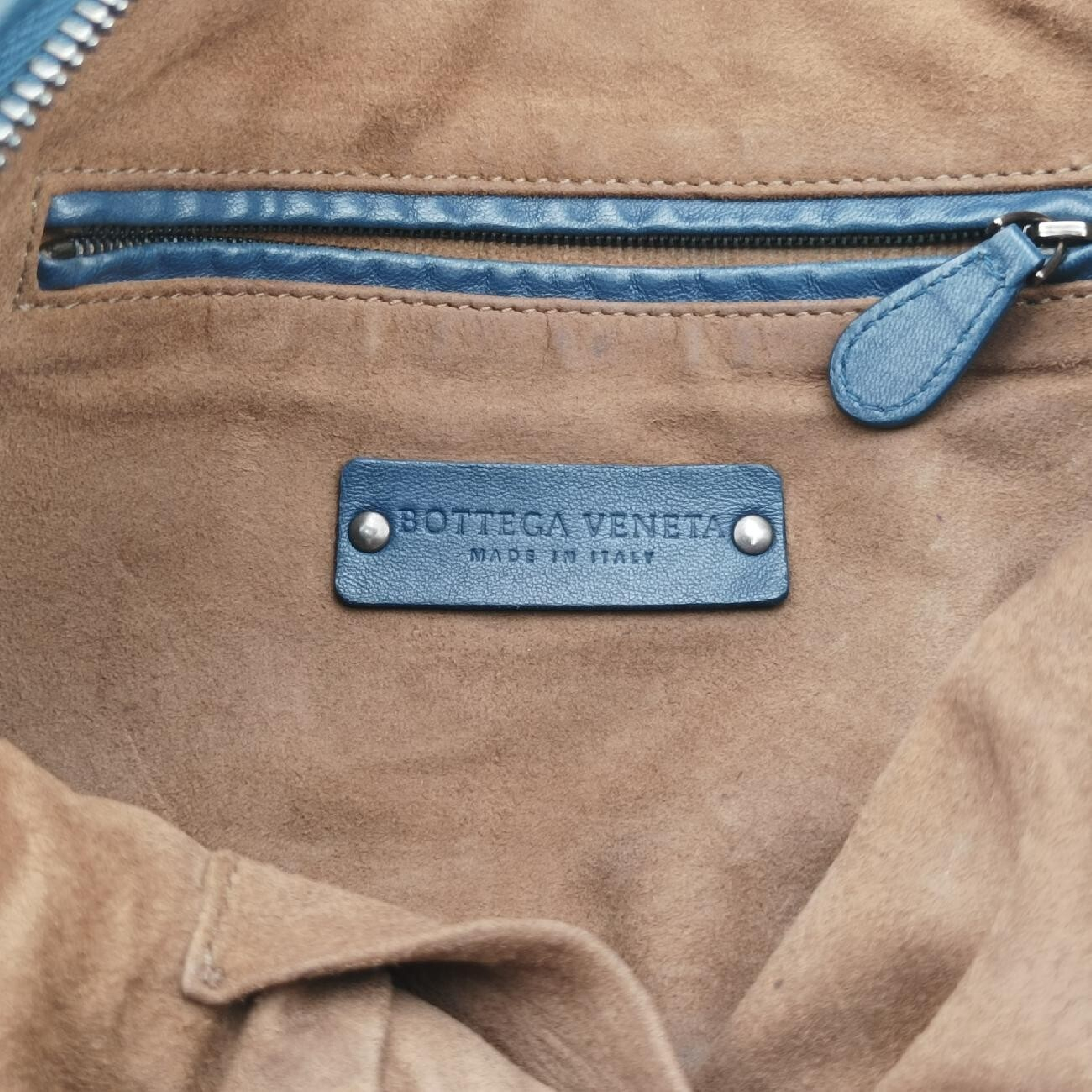 Nodini Intrecciato Blue Lambskin Shoulder Bag B06148949B — view 7