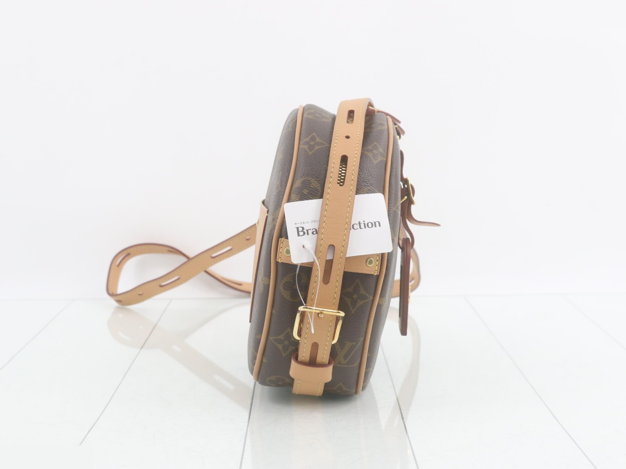 Monogram Boîte Chapeau Souple Shoulder Bag — view 4