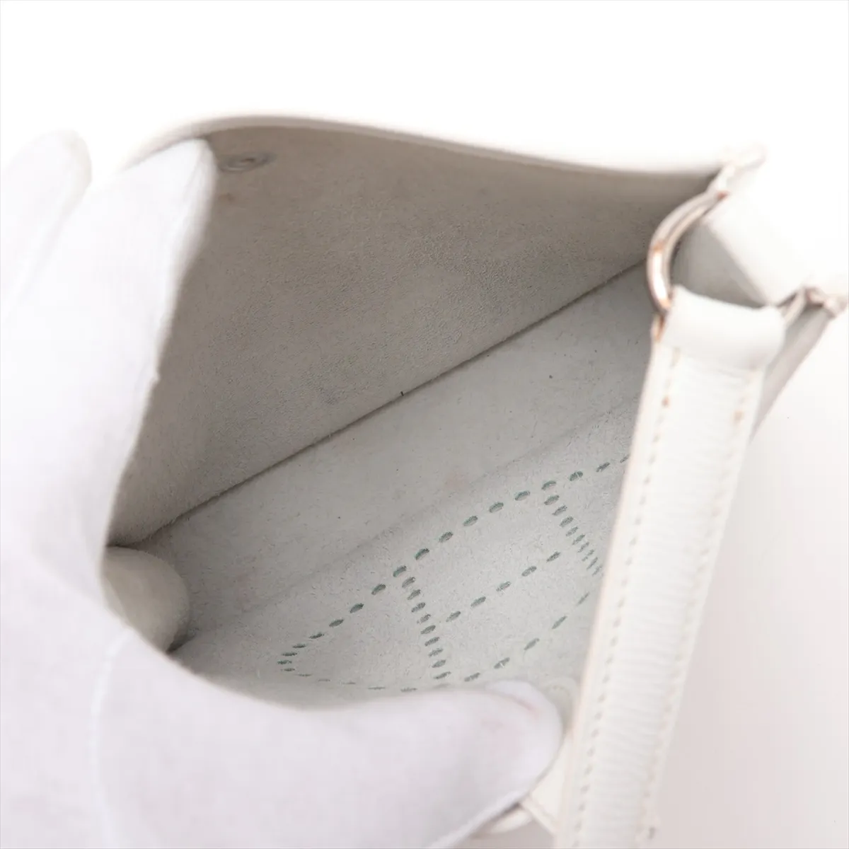 Evelyne 16 TPM Amazon Veau Epsom White Silver Hardware I: 2005 — view 7