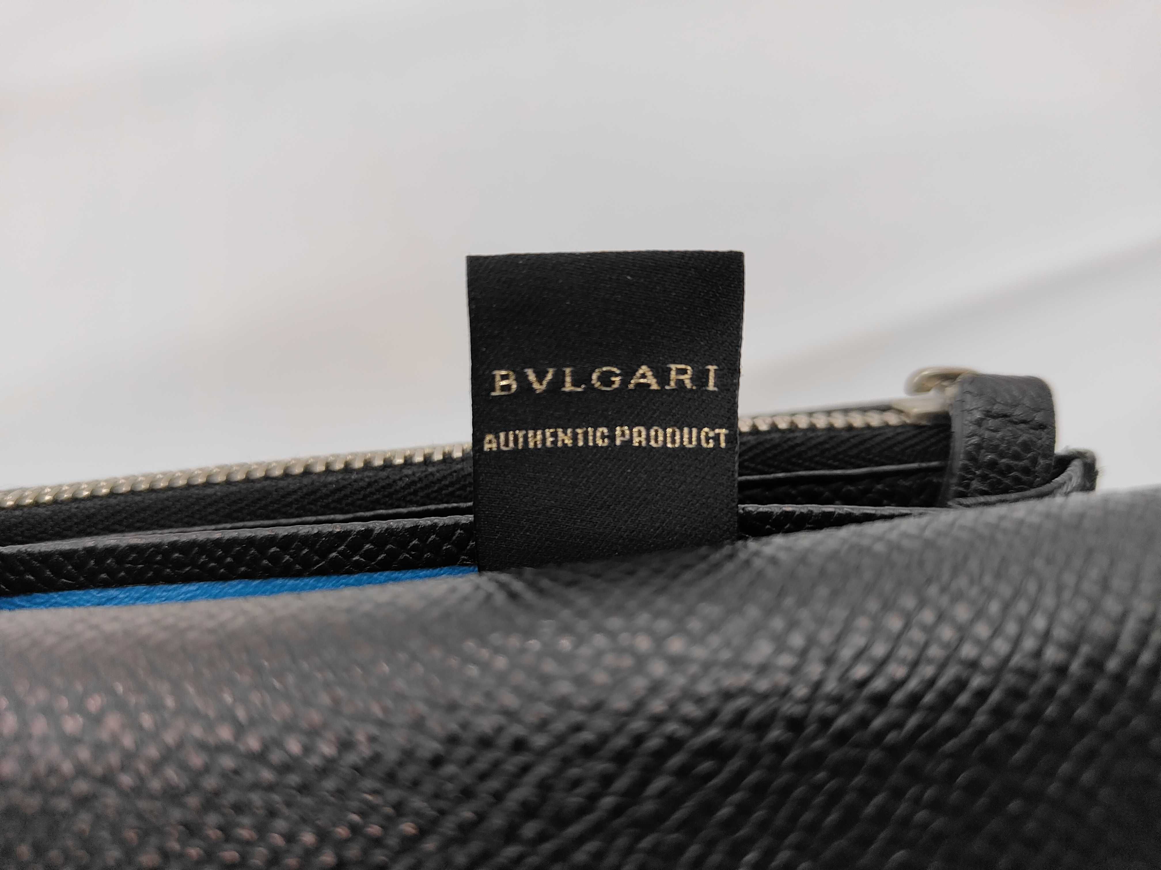 B.zero1 Leather Wallet — view 14