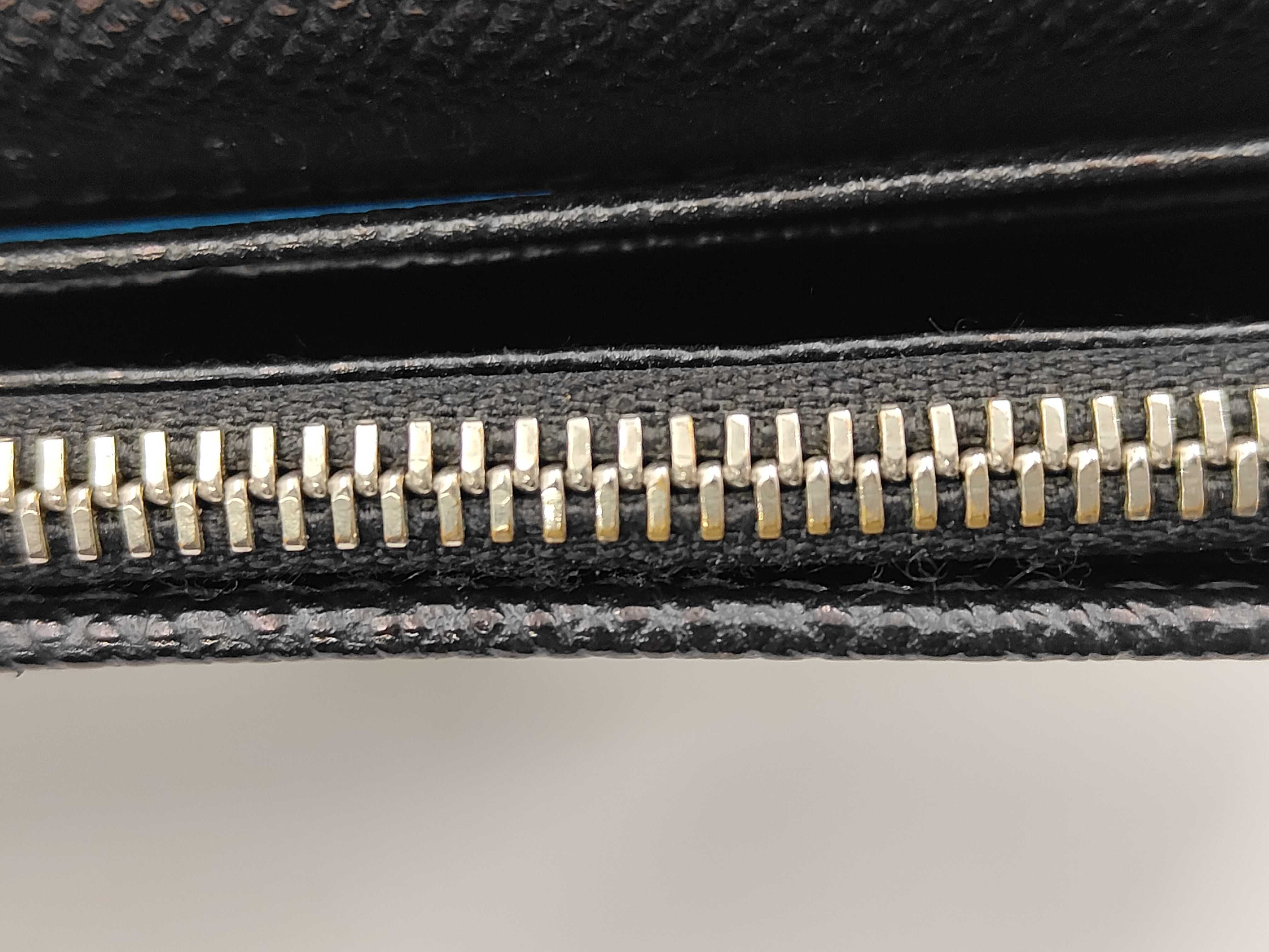 B.zero1 Leather Wallet — view 9