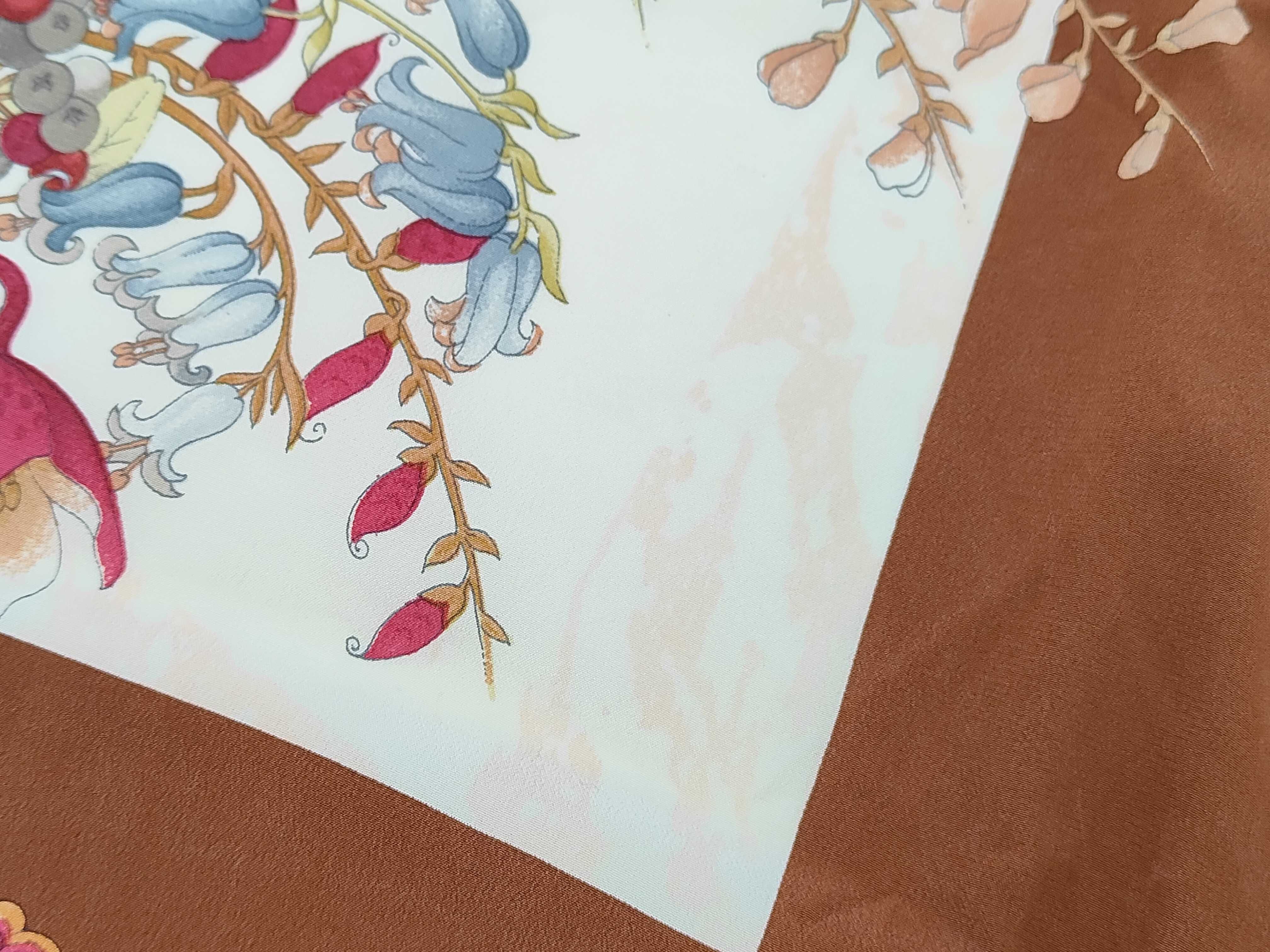 scarf and other accessories — view 7