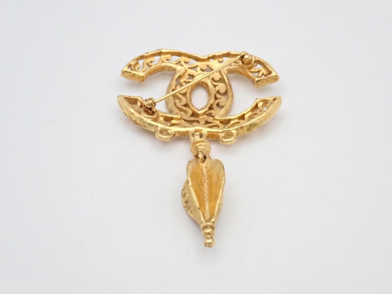 Coco Mark Brooch 95A Gold Color — view 2