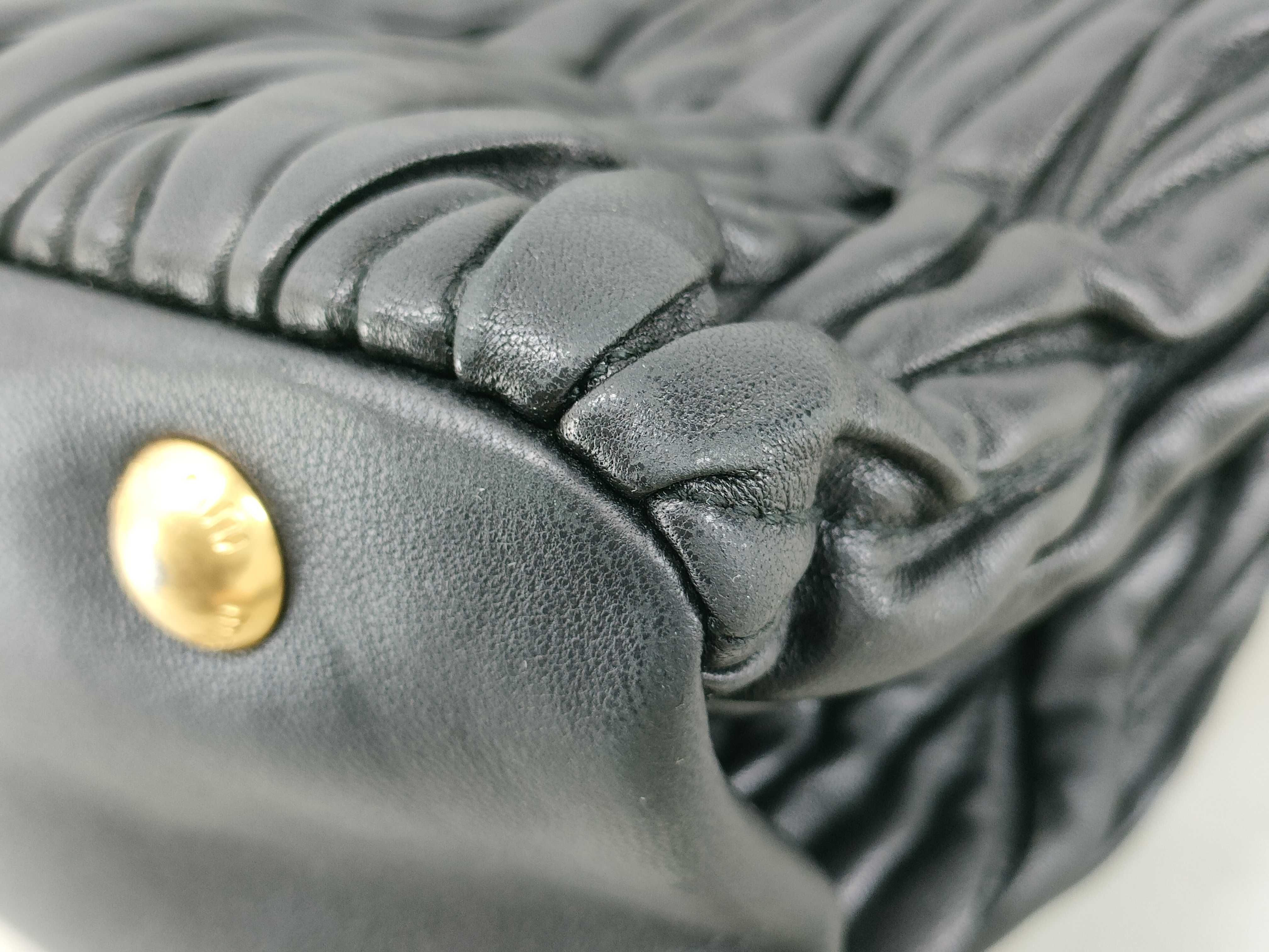 Matelassé Handbag Leather Bag Handbag — view 4