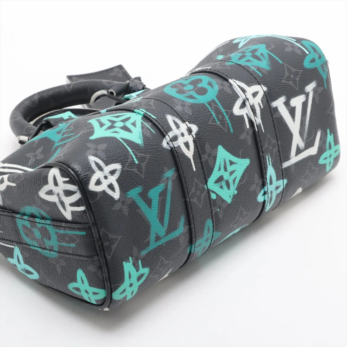 Monogram Eclipse Graffiti Keepall Bandouliere 25 M21399 Black RFID Reactive — view 4
