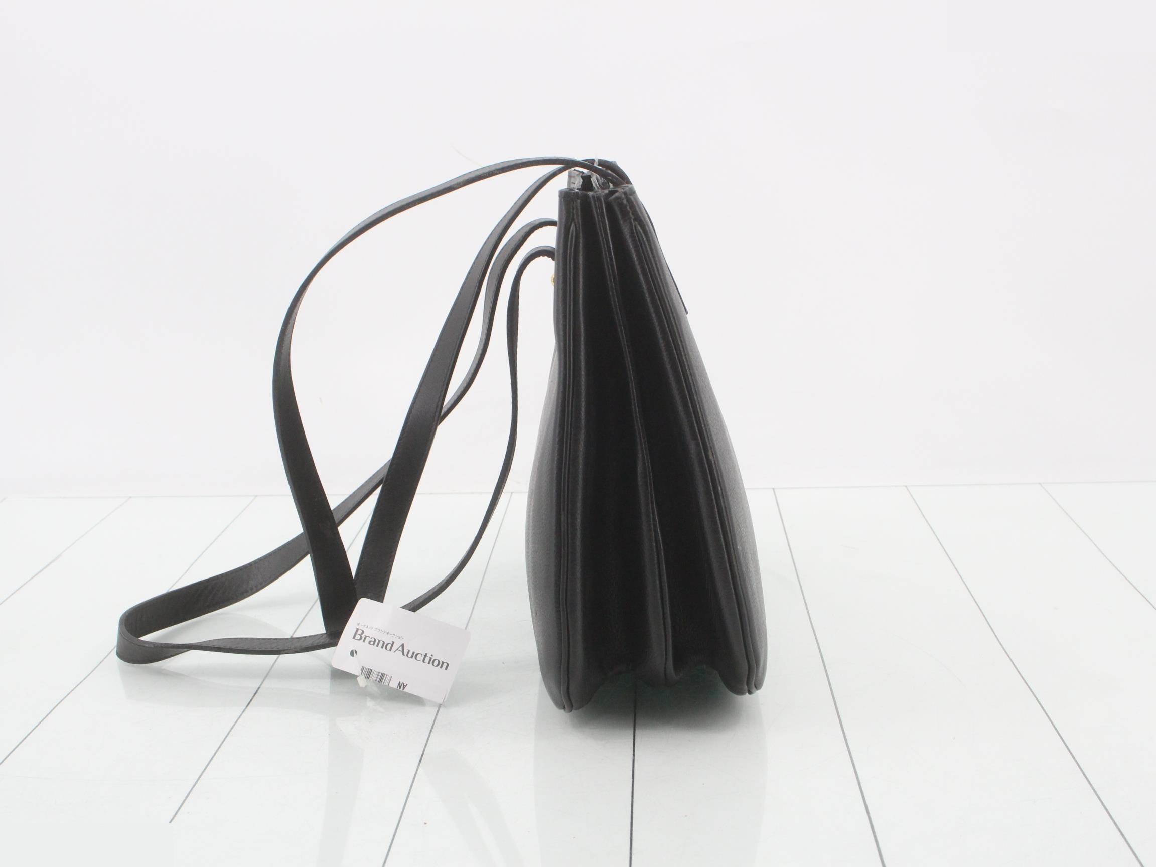 Leather shoulder bag — view 3