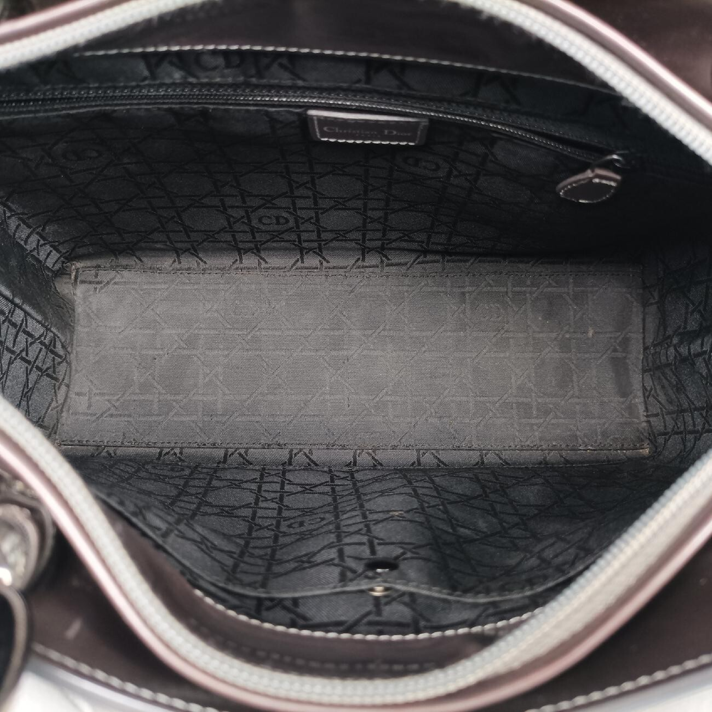 Maris Pearl Grey Enamel Handbag MA-0939 — view 6
