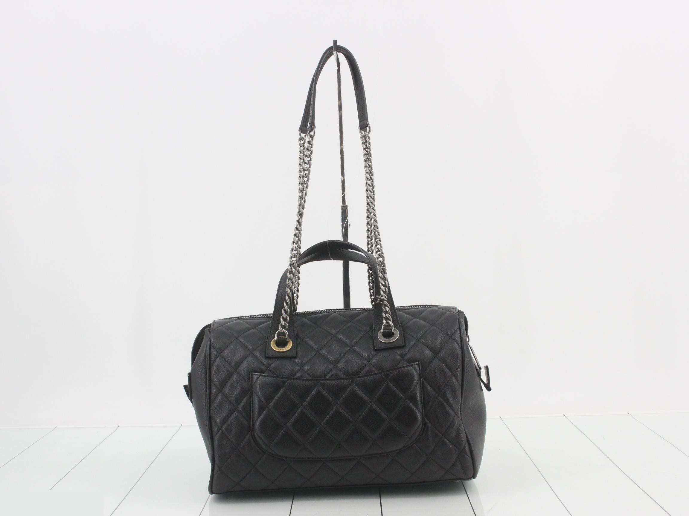 Matelassé 2-Way Handbag Chain Shoulder Bag — view 2
