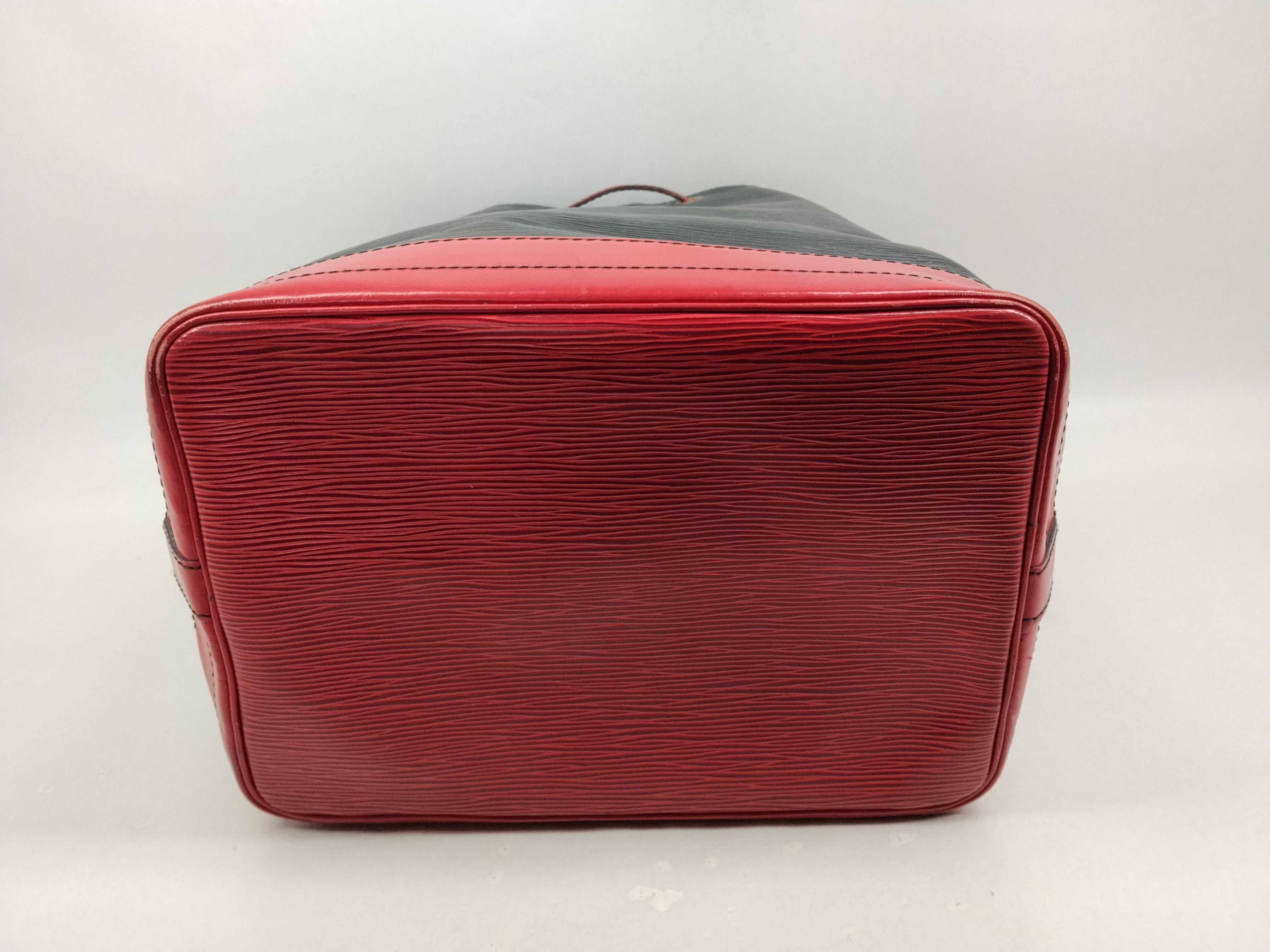 Epi Noe Bicolor Shoulder Bag — view 3