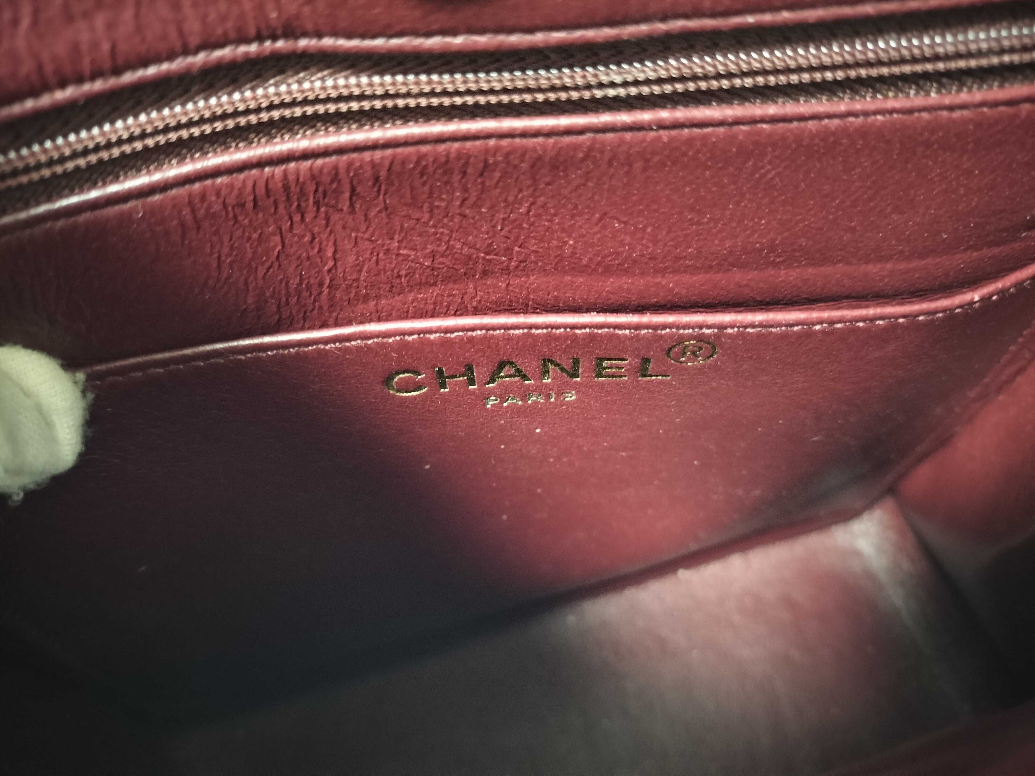 Lambskin Paris Limited Edition Square Chain Shoulder Bag — view 11