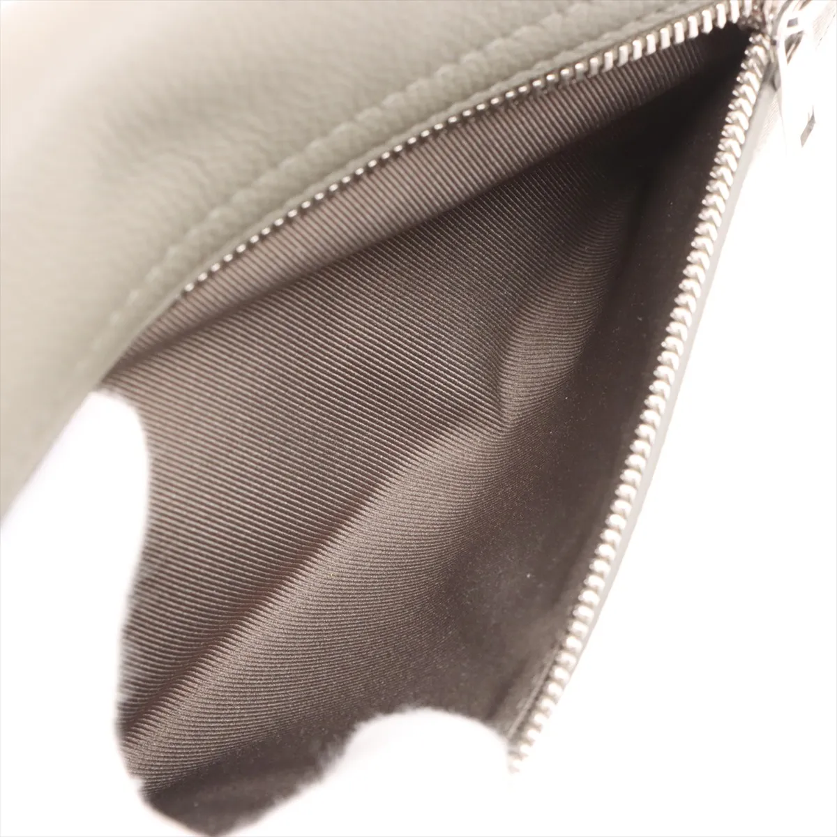 LV Aerogram Takeoff Messenger M25125 Khaki RFID reaction available — view 8