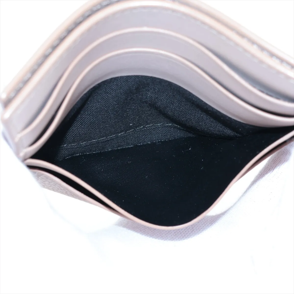 Anagram Leather Compact Wallet Beige — view 10