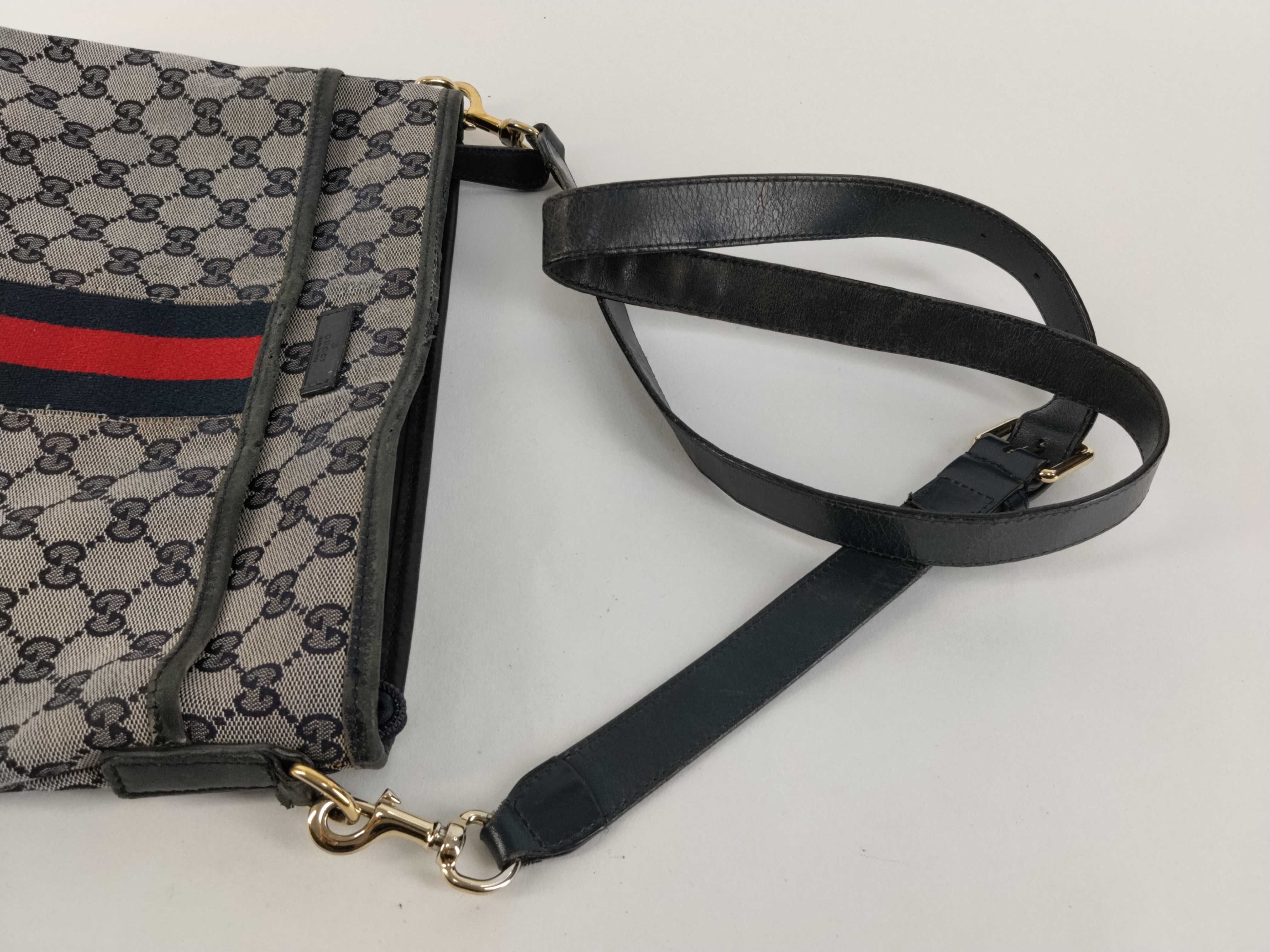 GG Supreme Gucci GG Canvas x Leather Shoulder Bag Navy 388926 Shoulder Bag — view 3