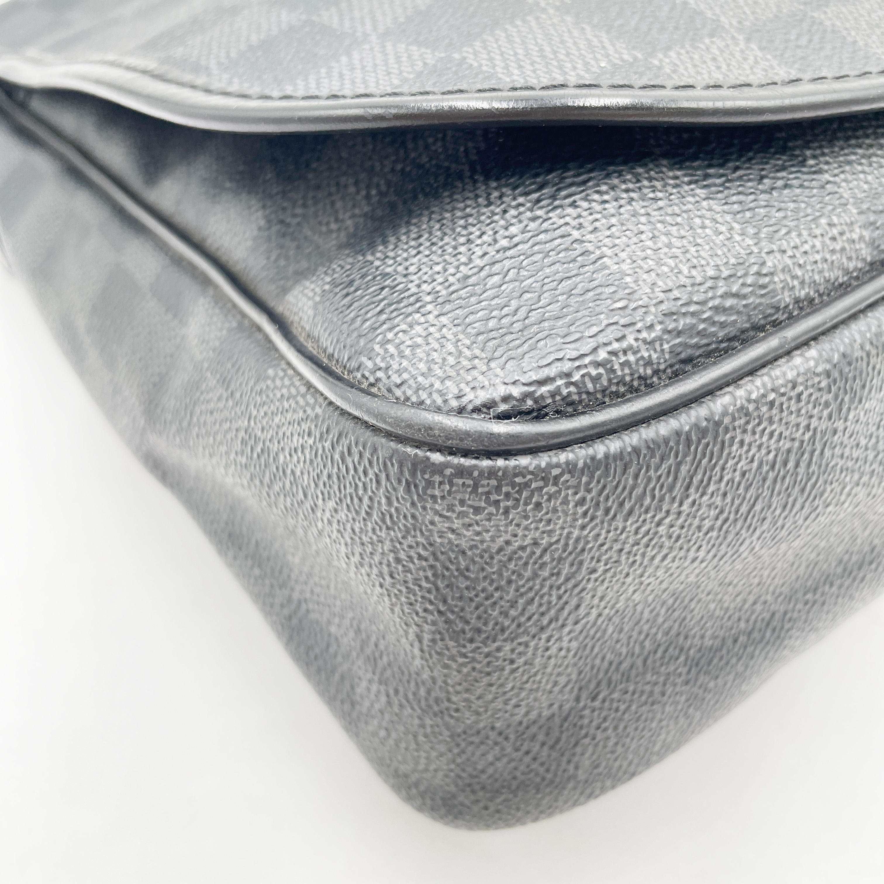Daniel GM N58029 Damier Graphite SP5101 Shoulder Bag — view 4