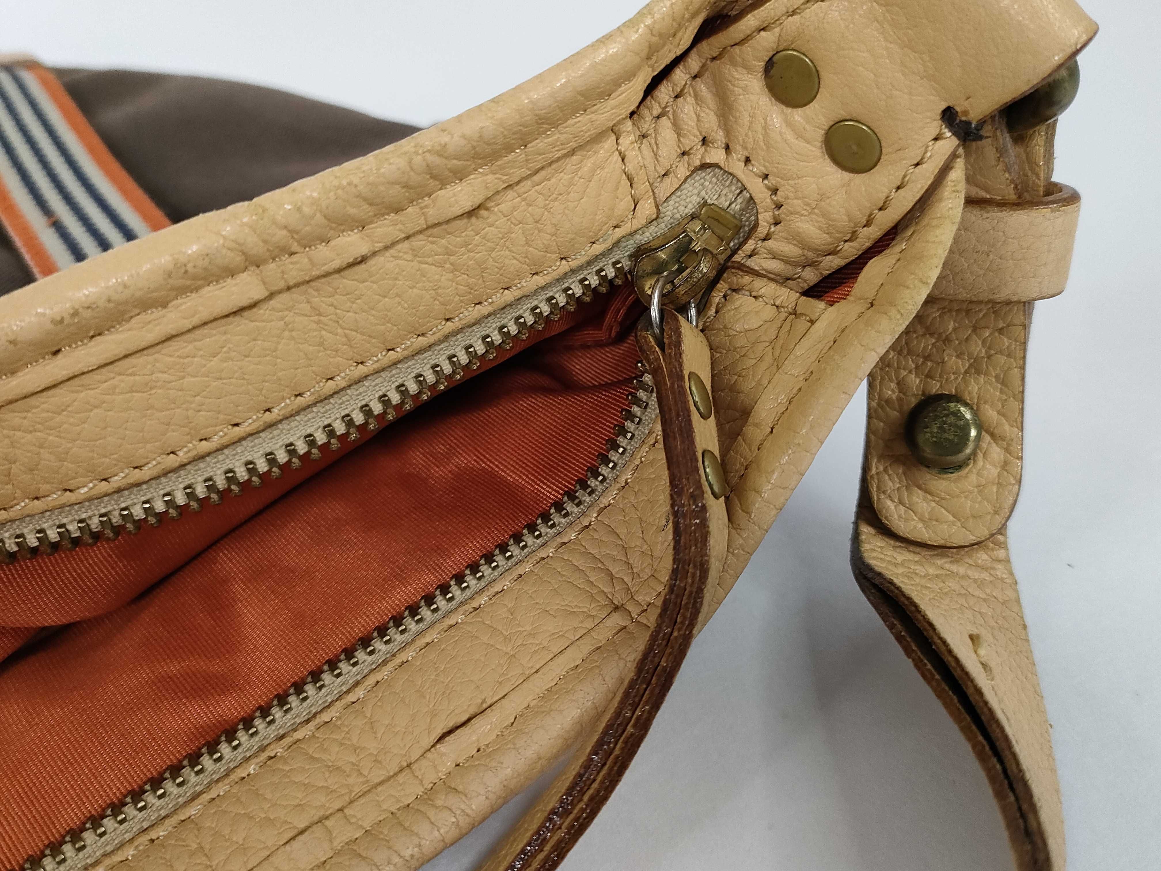Blue Label Shoulder Bag — view 12