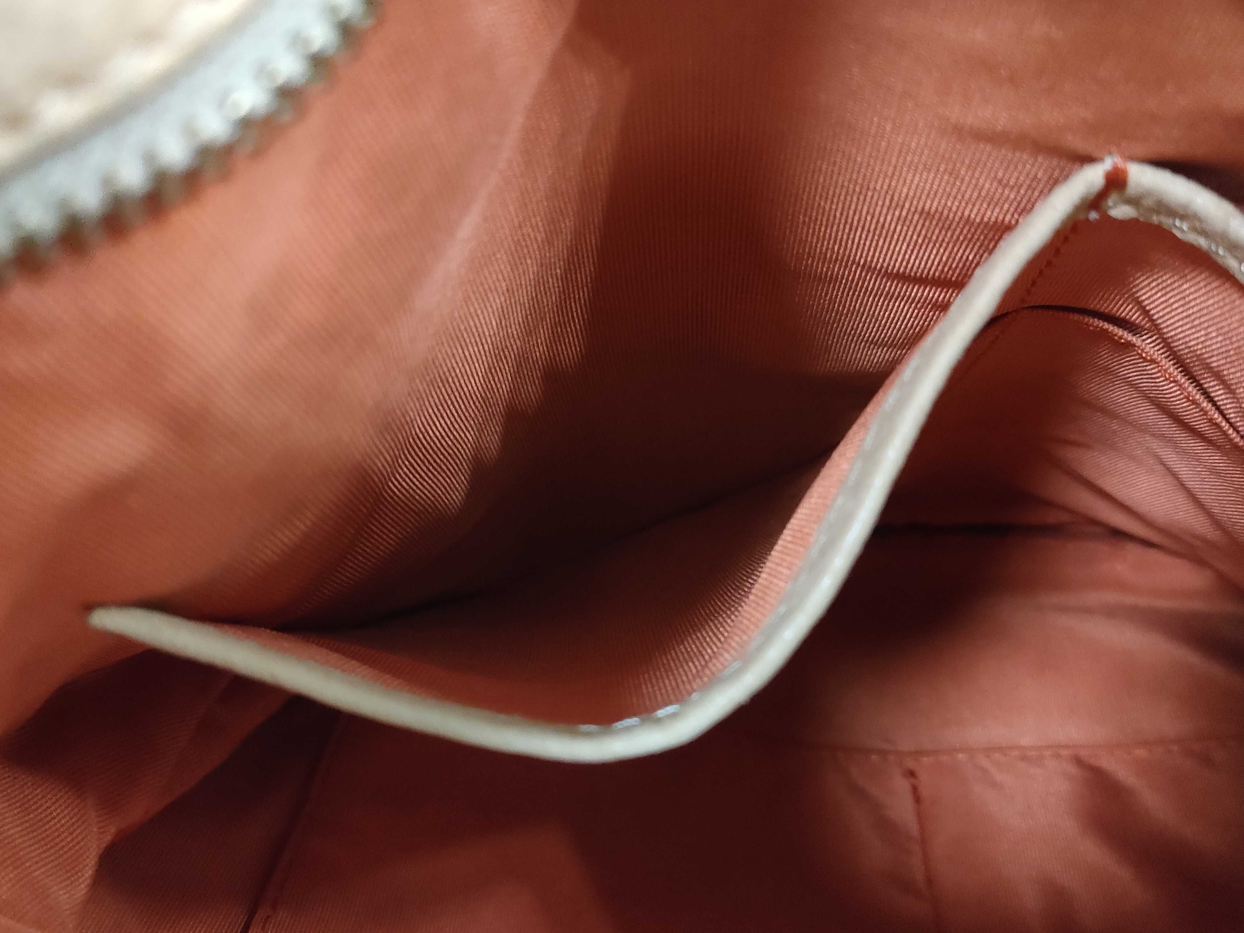 Blue Label Shoulder Bag — view 13